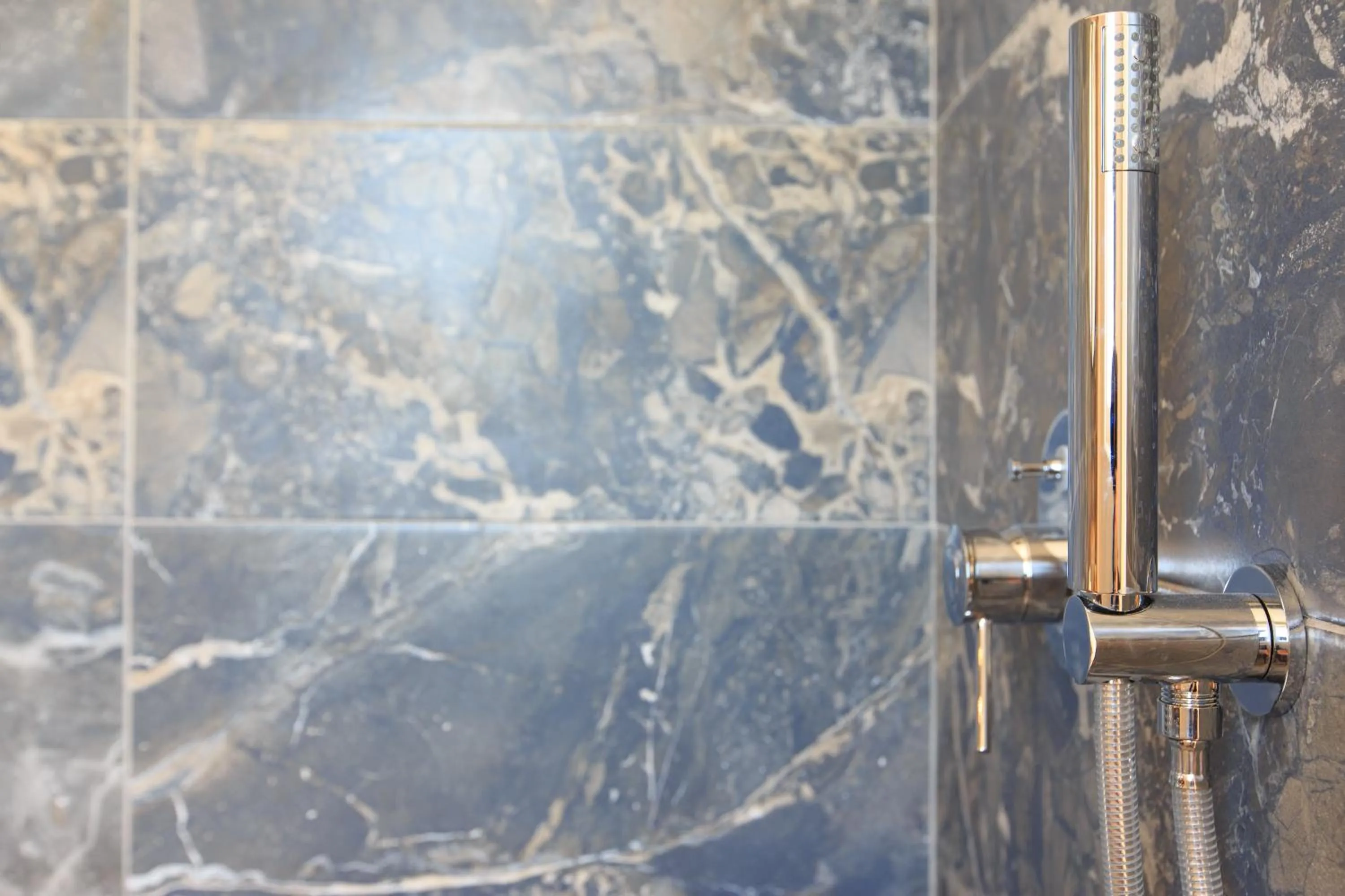 Shower in 180 South Seaside Hotel