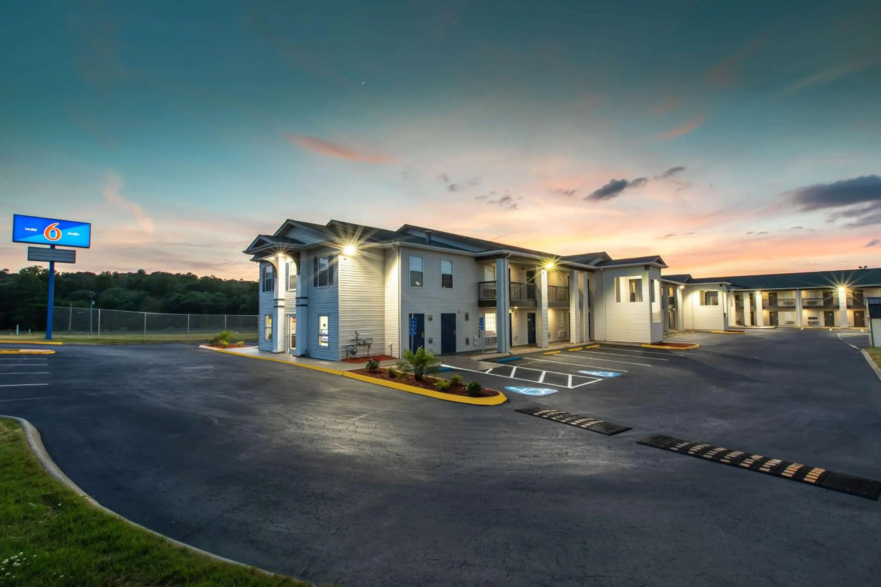 Property building in Motel 6-Greenville, SC - I-85 Near Downtown