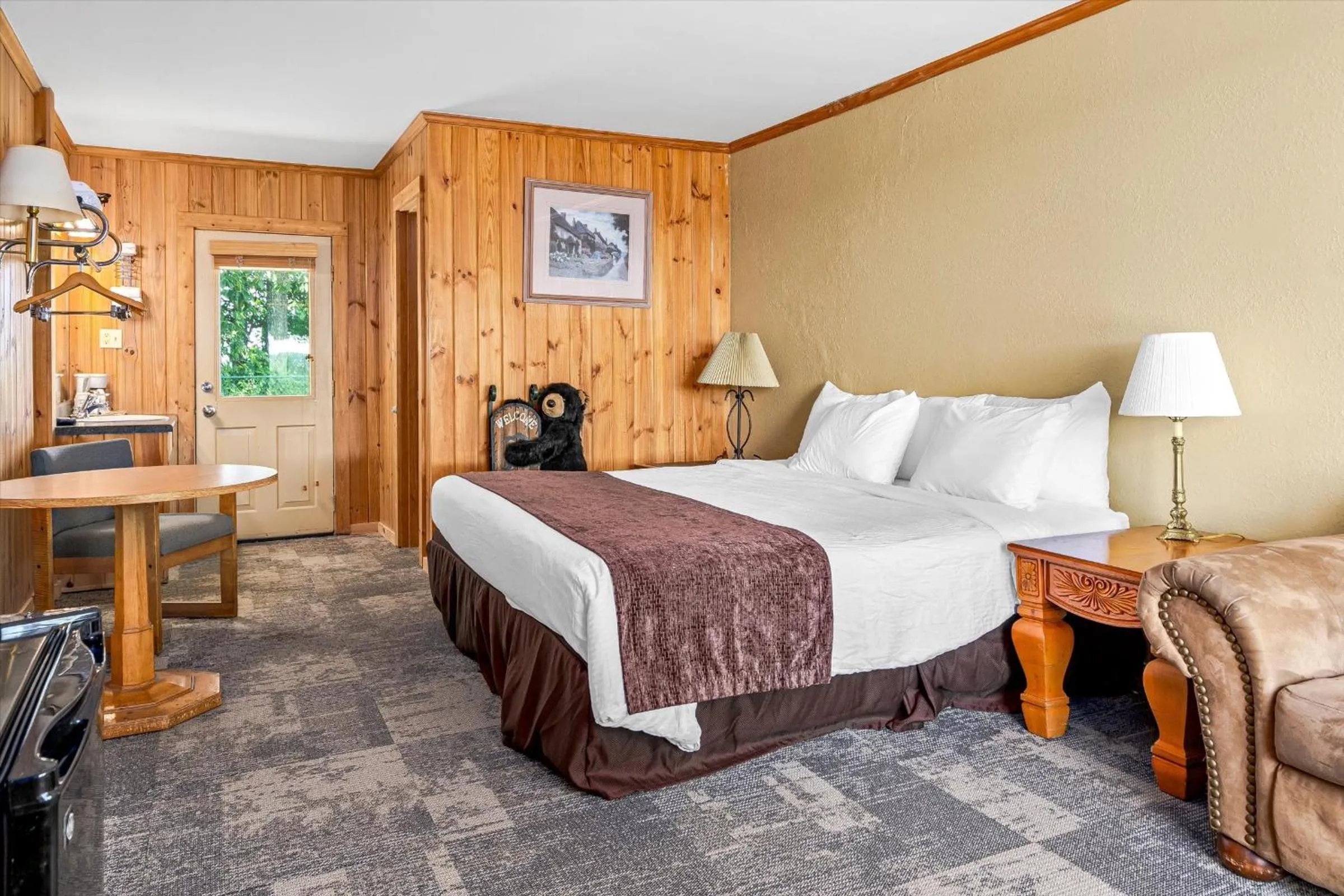 Photo of the whole room, Bed in Early Blue Motel