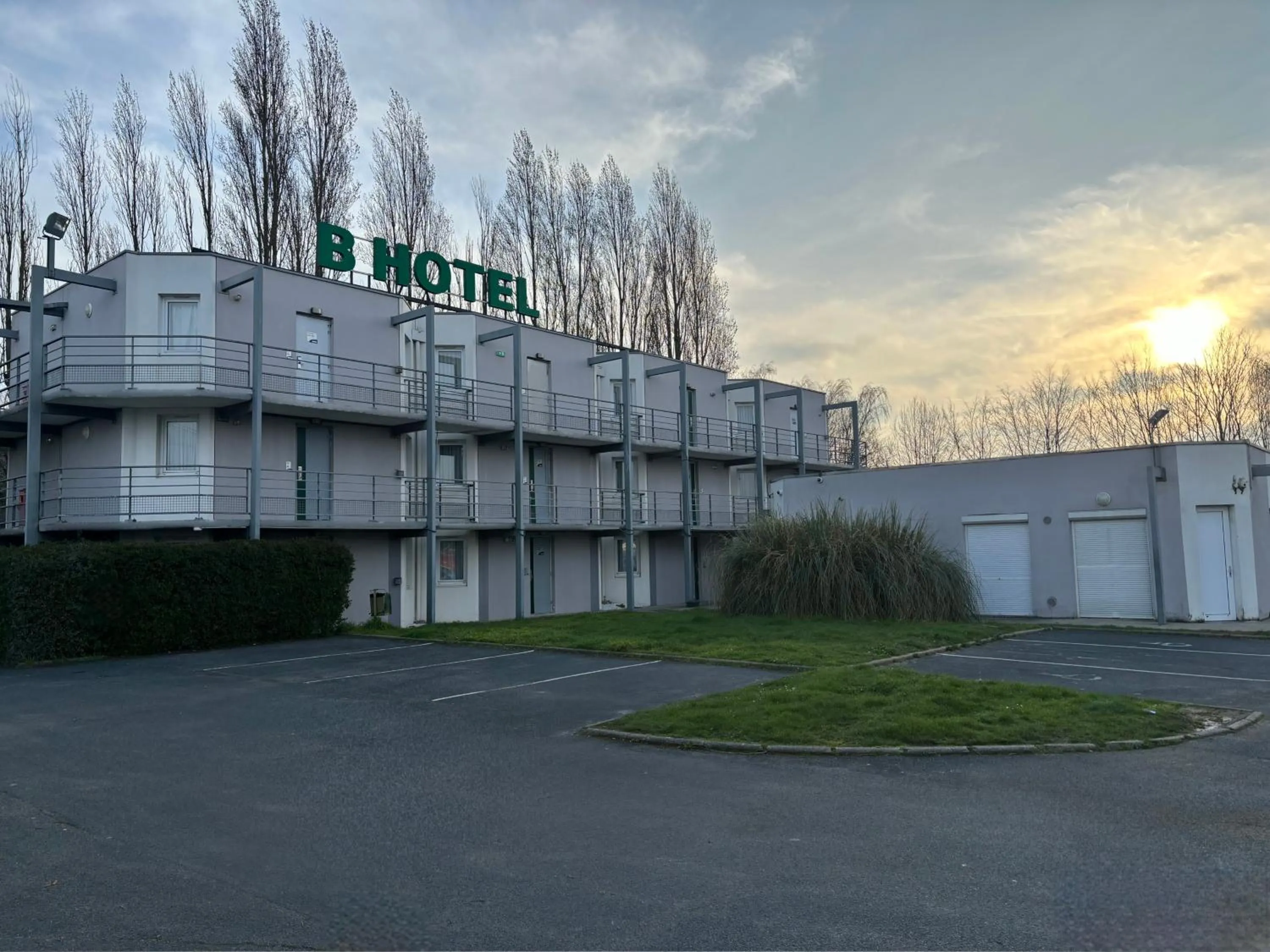 Property building in B Hotel Caen Mondeville