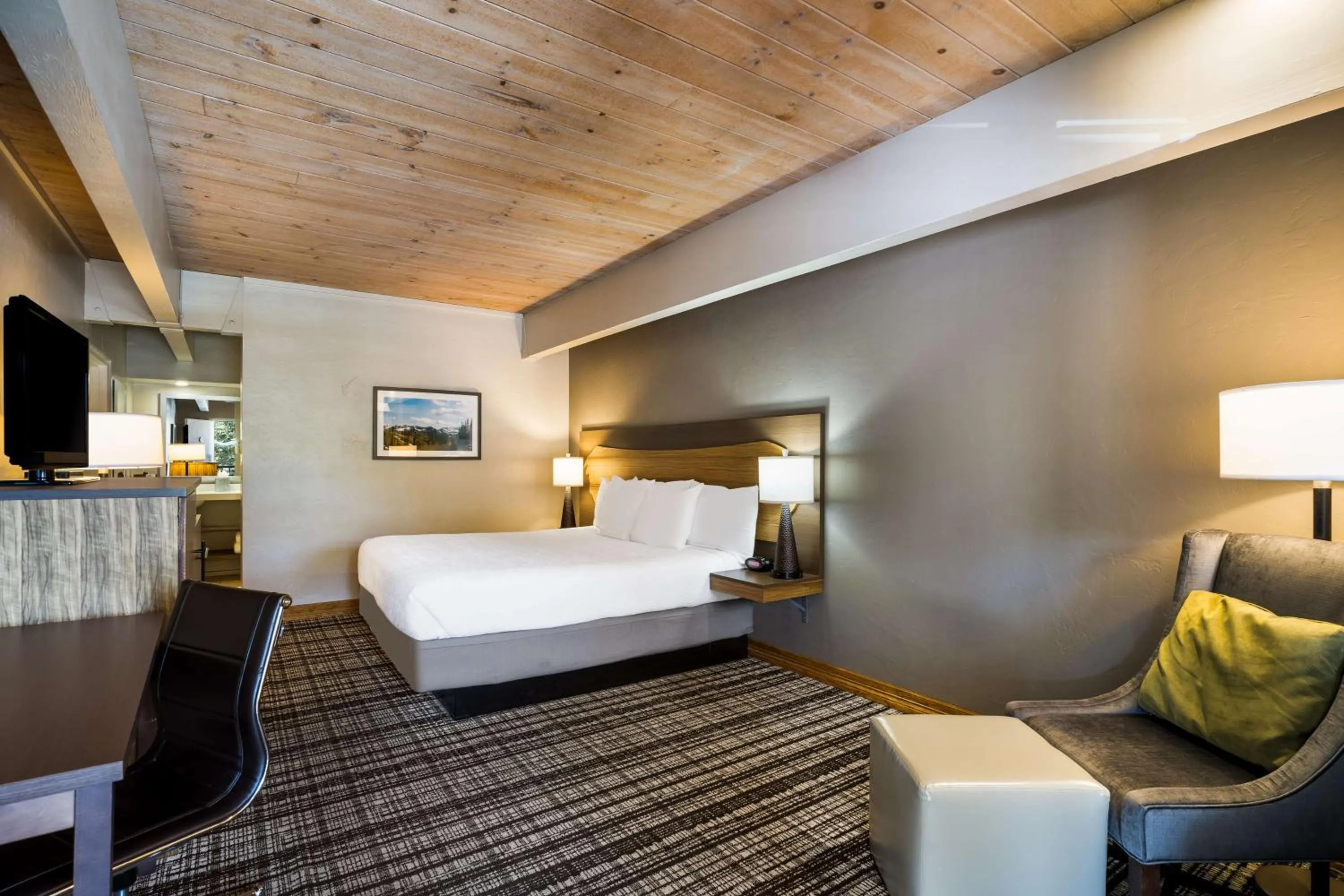 Bedroom, Bed in Best Western Antlers at Glenwood Springs