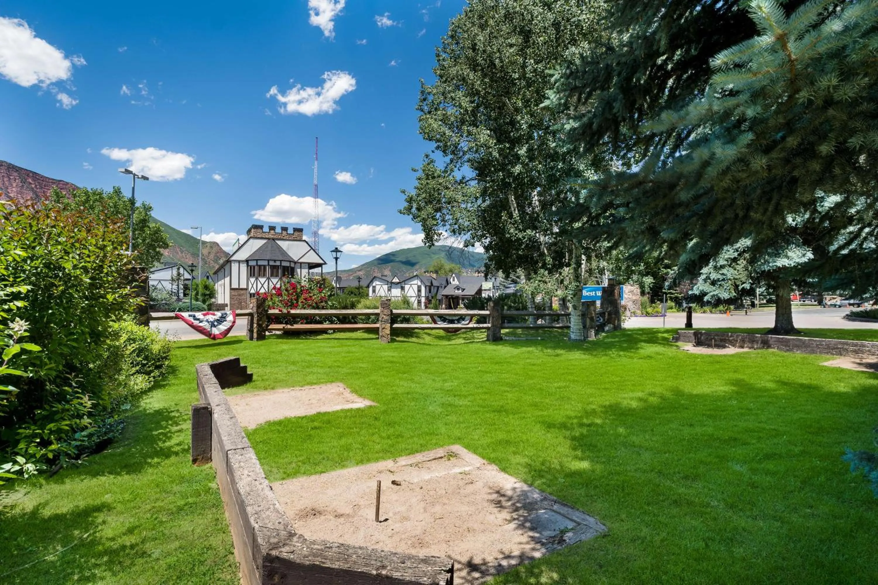 Sports in Best Western Antlers at Glenwood Springs