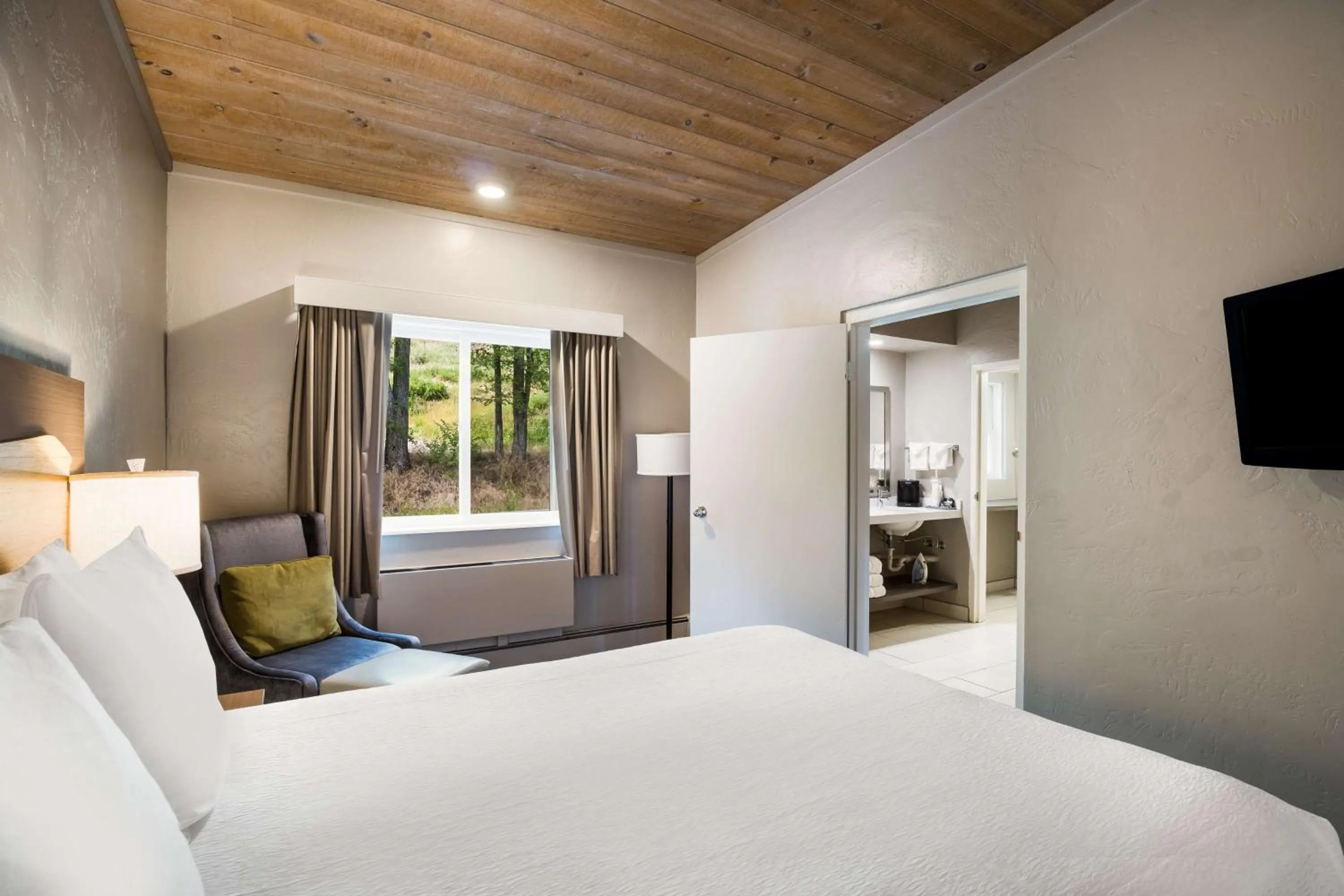 Bedroom, Bed in Best Western Antlers at Glenwood Springs