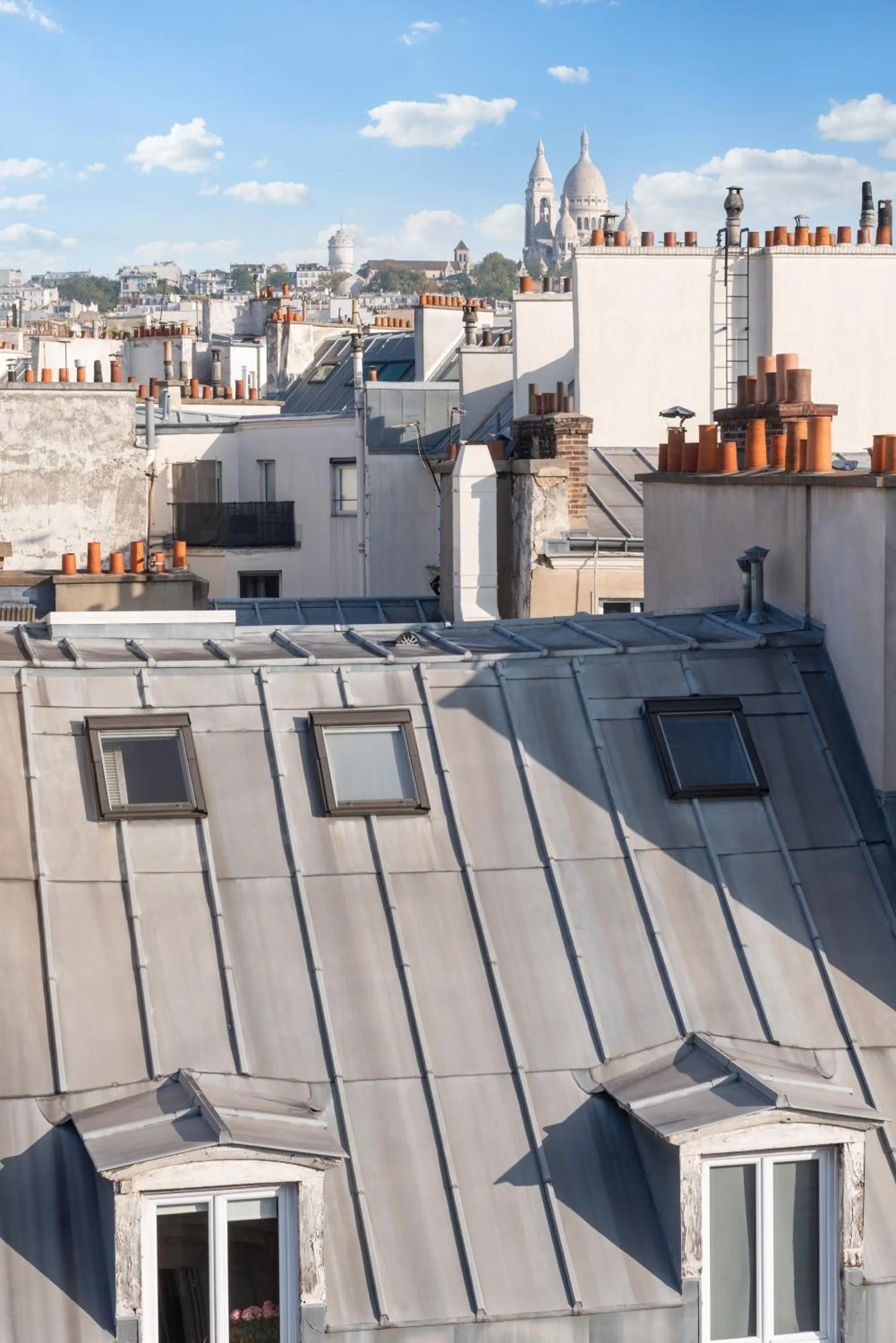 City view in Hôtel Brittany