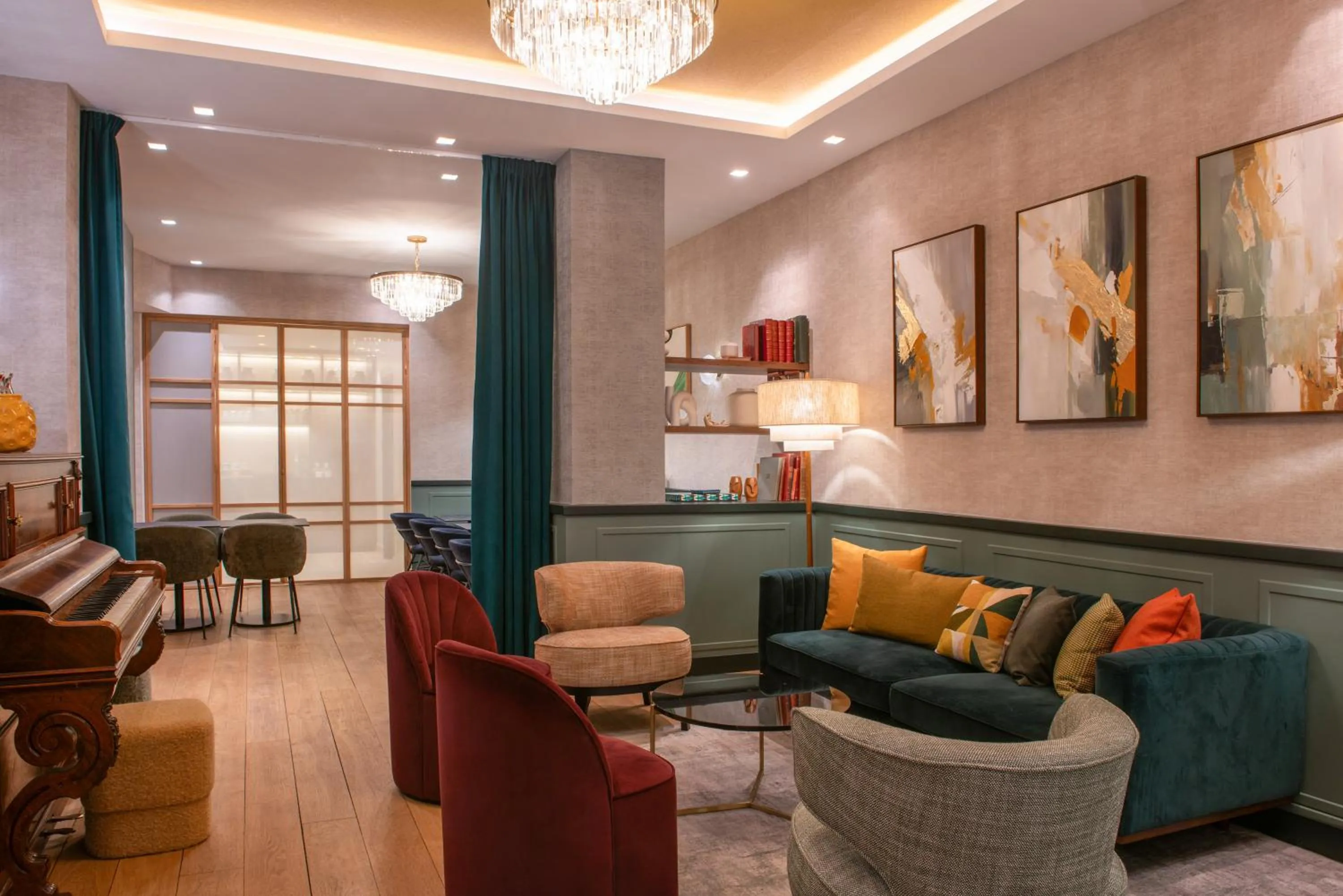 Lobby or reception in Hôtel Brittany