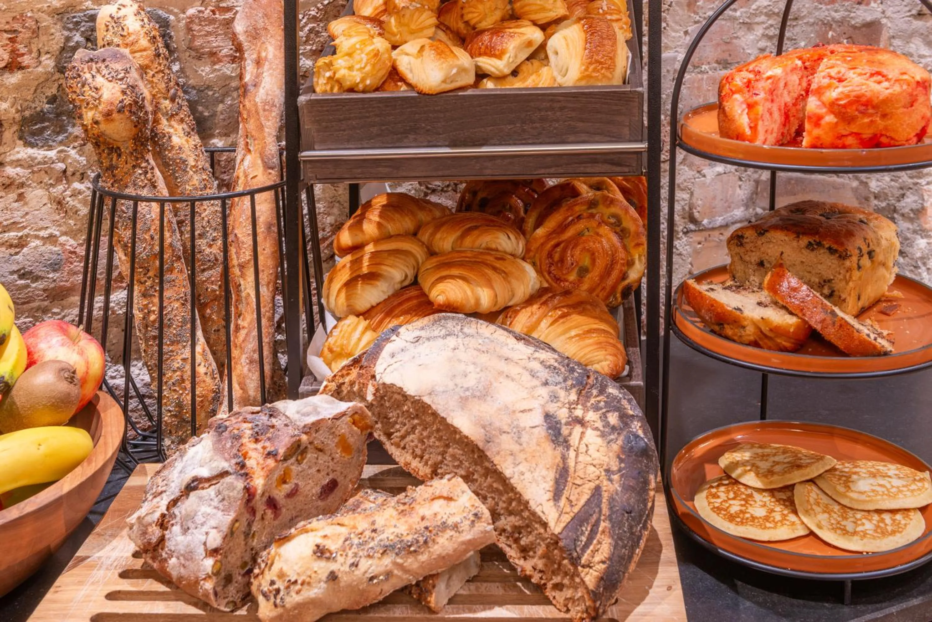 Breakfast in Hôtel Brittany