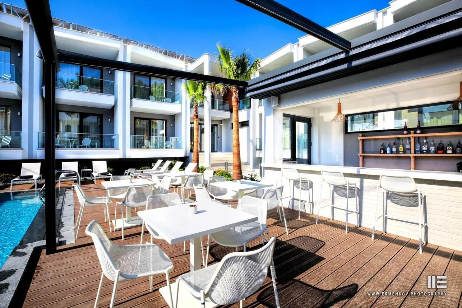 Lounge or bar in Senso Suites