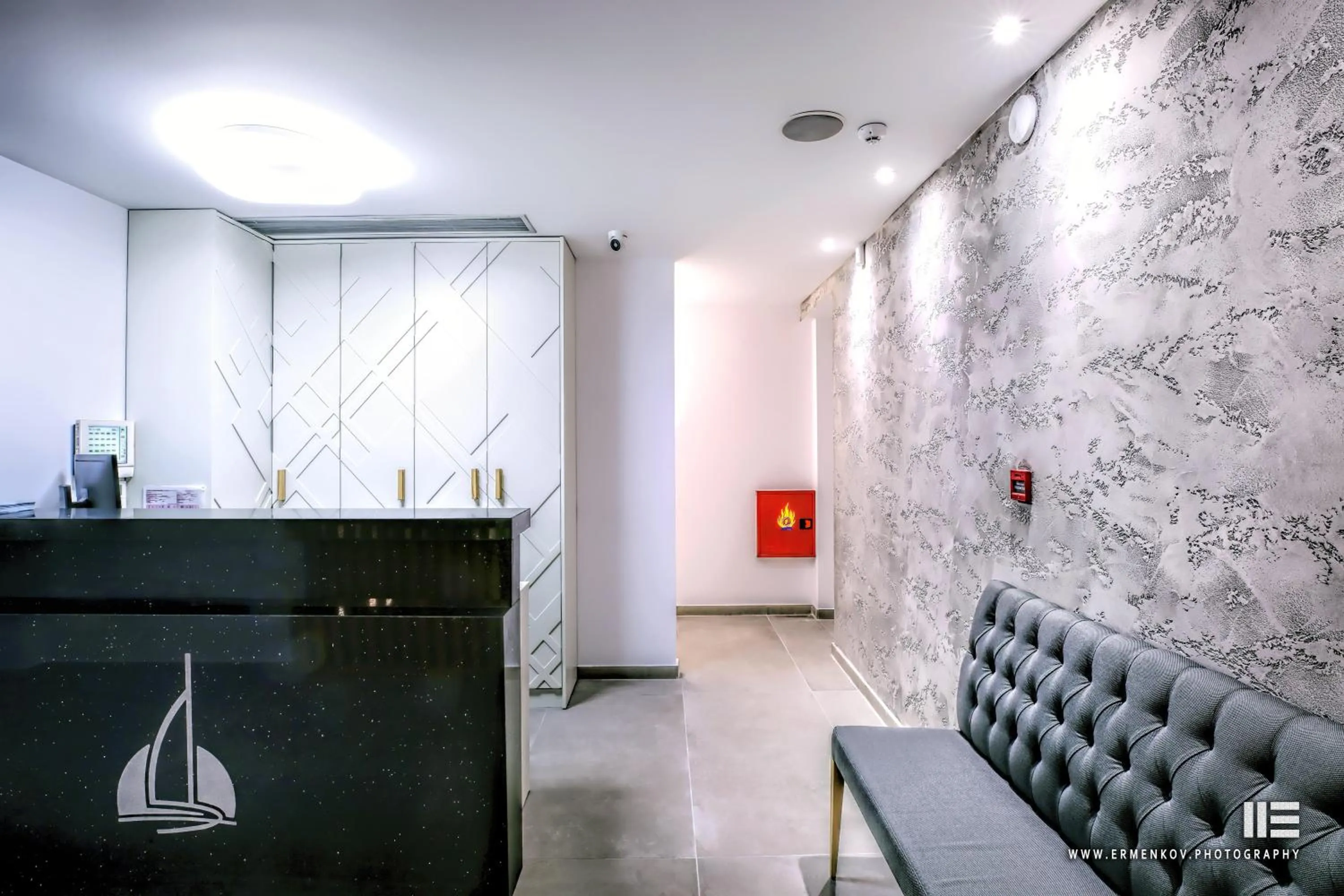 Seating area in Senso Suites