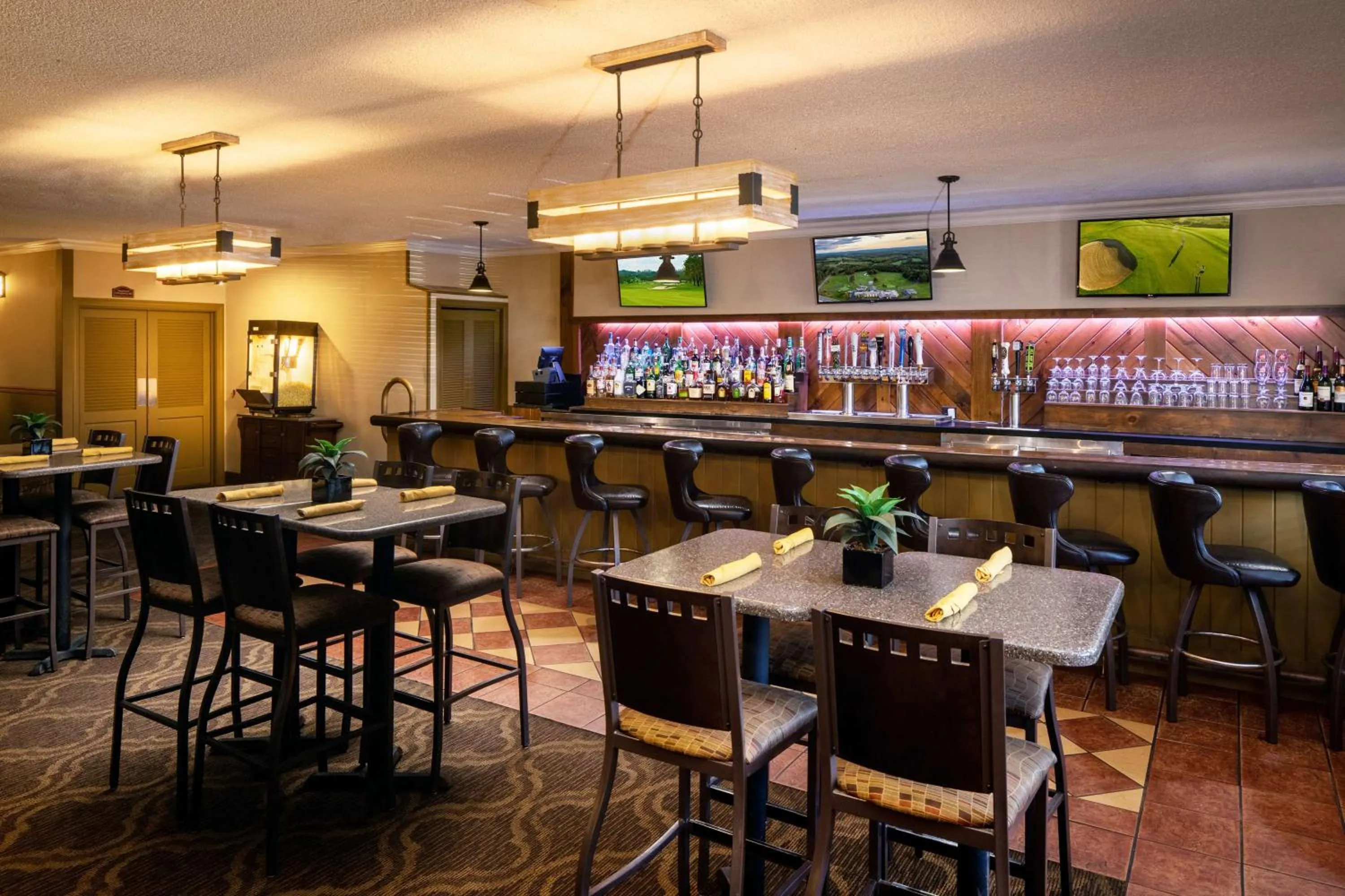 Restaurant/places to eat in Best Western University Inn