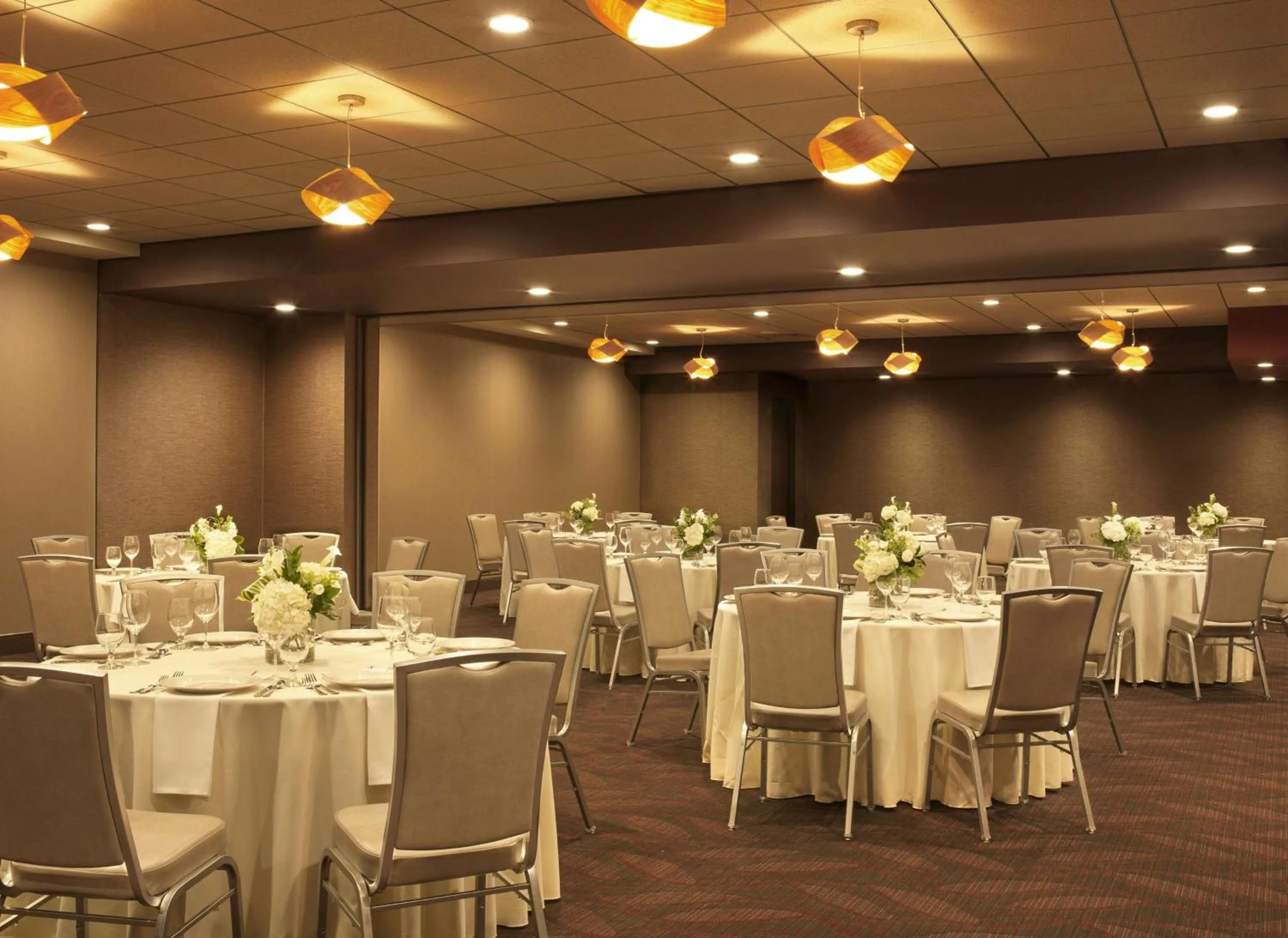 Meeting/conference room in The Broadway Columbia - a DoubleTree by Hilton Hotel