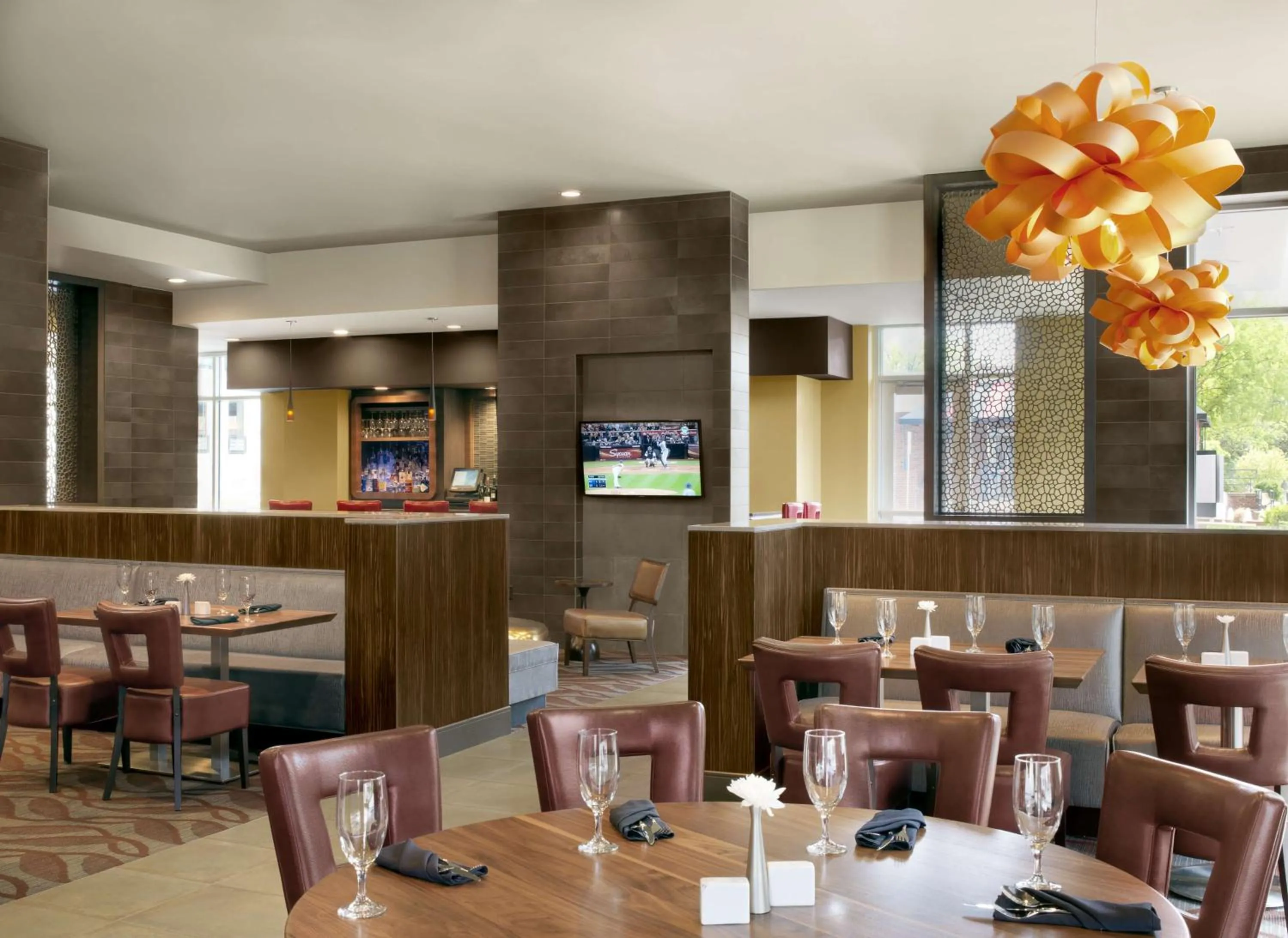 Restaurant/places to eat in The Broadway Columbia - a DoubleTree by Hilton Hotel