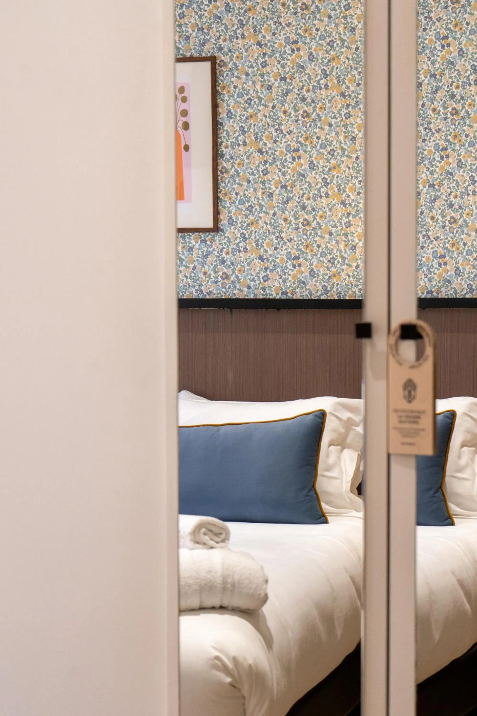 Decorative detail, Bed in Joli Môme