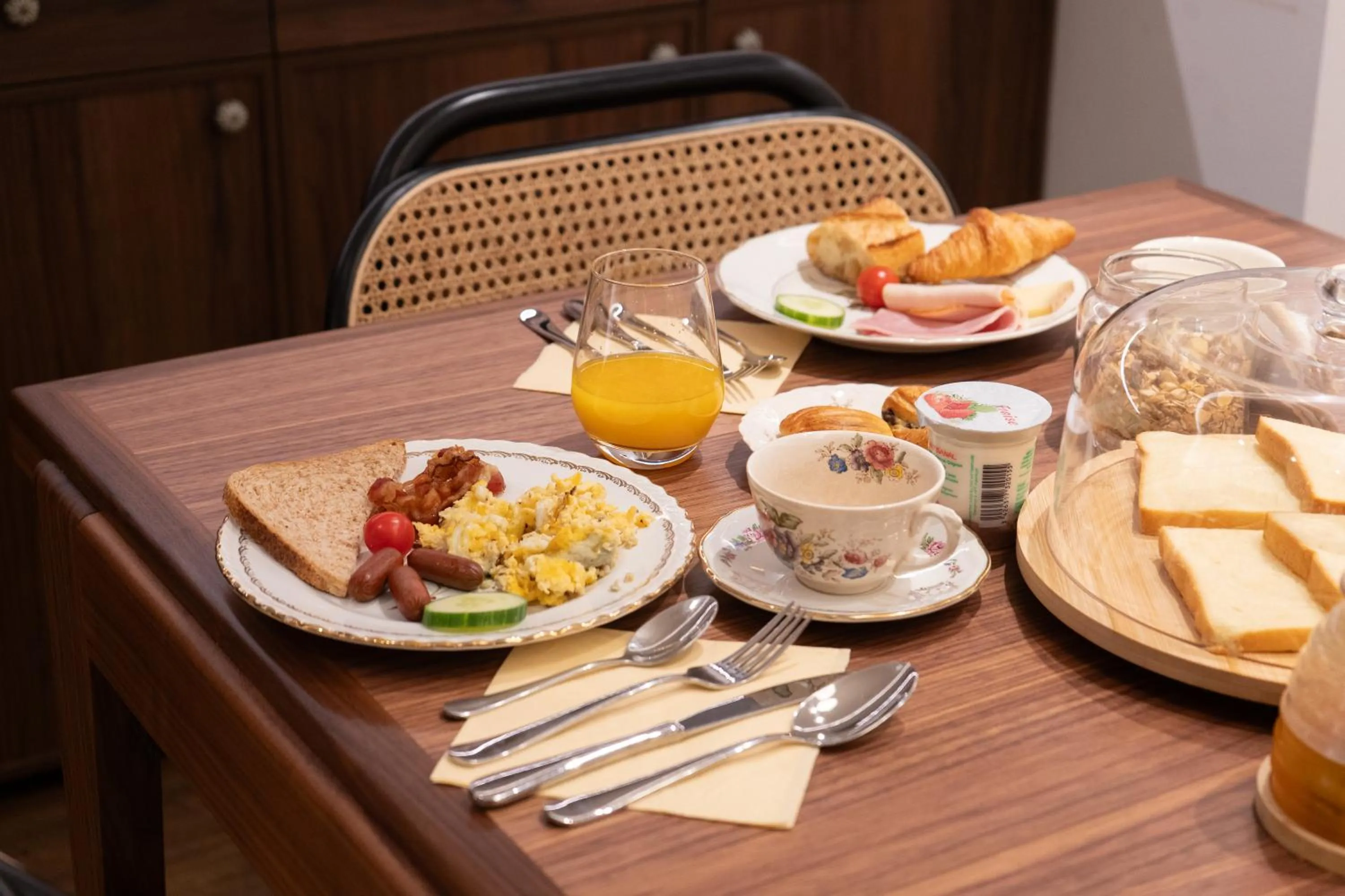 Breakfast in Joli Môme