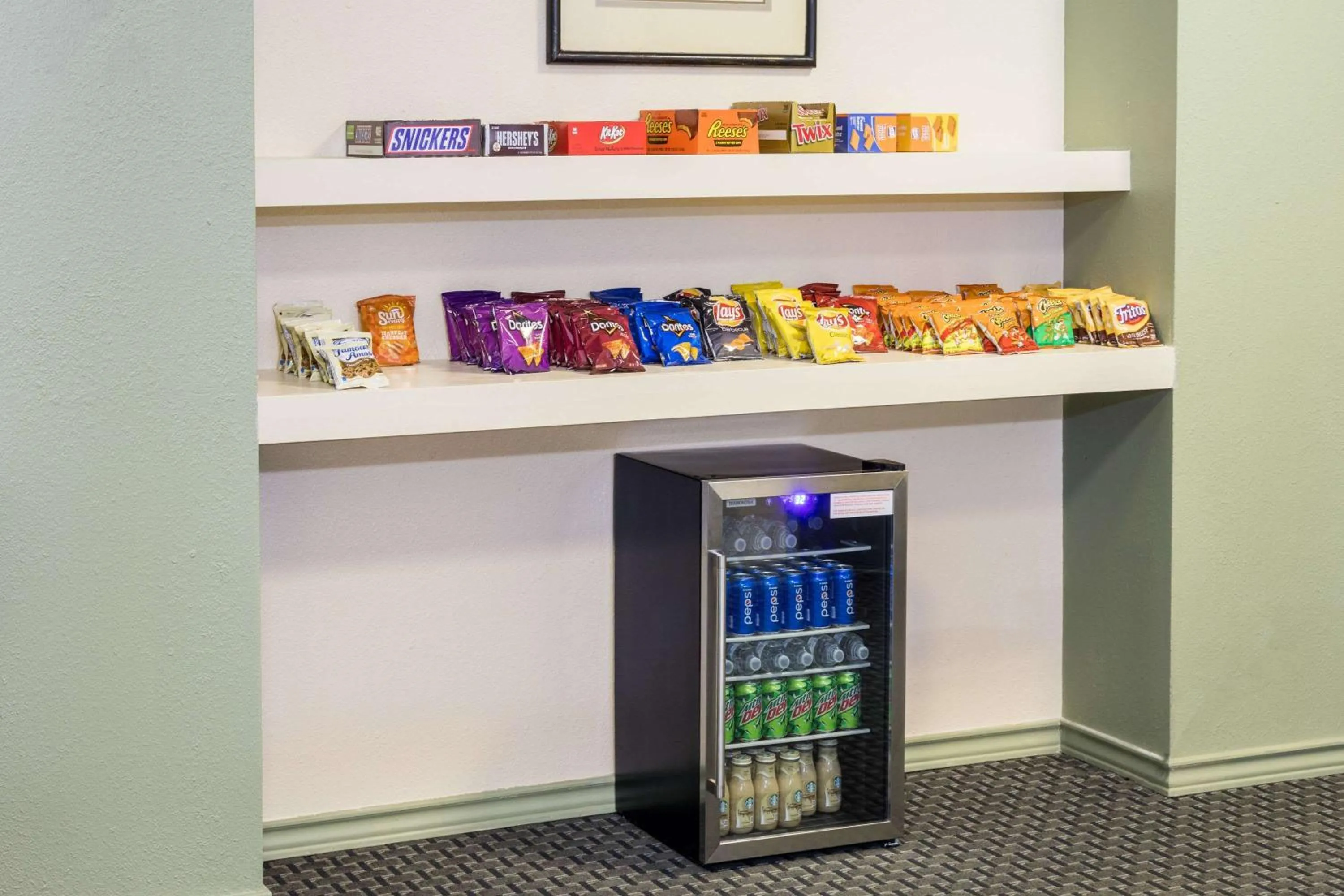 On site in Super 8 by Wyndham Hope