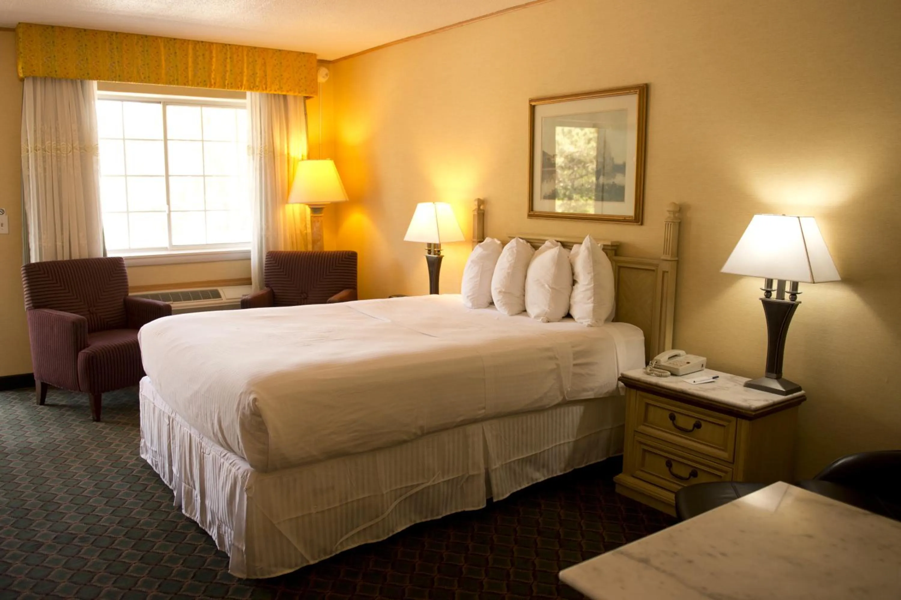 Bedroom, Bed in Travelodge by Wyndham Ogallala