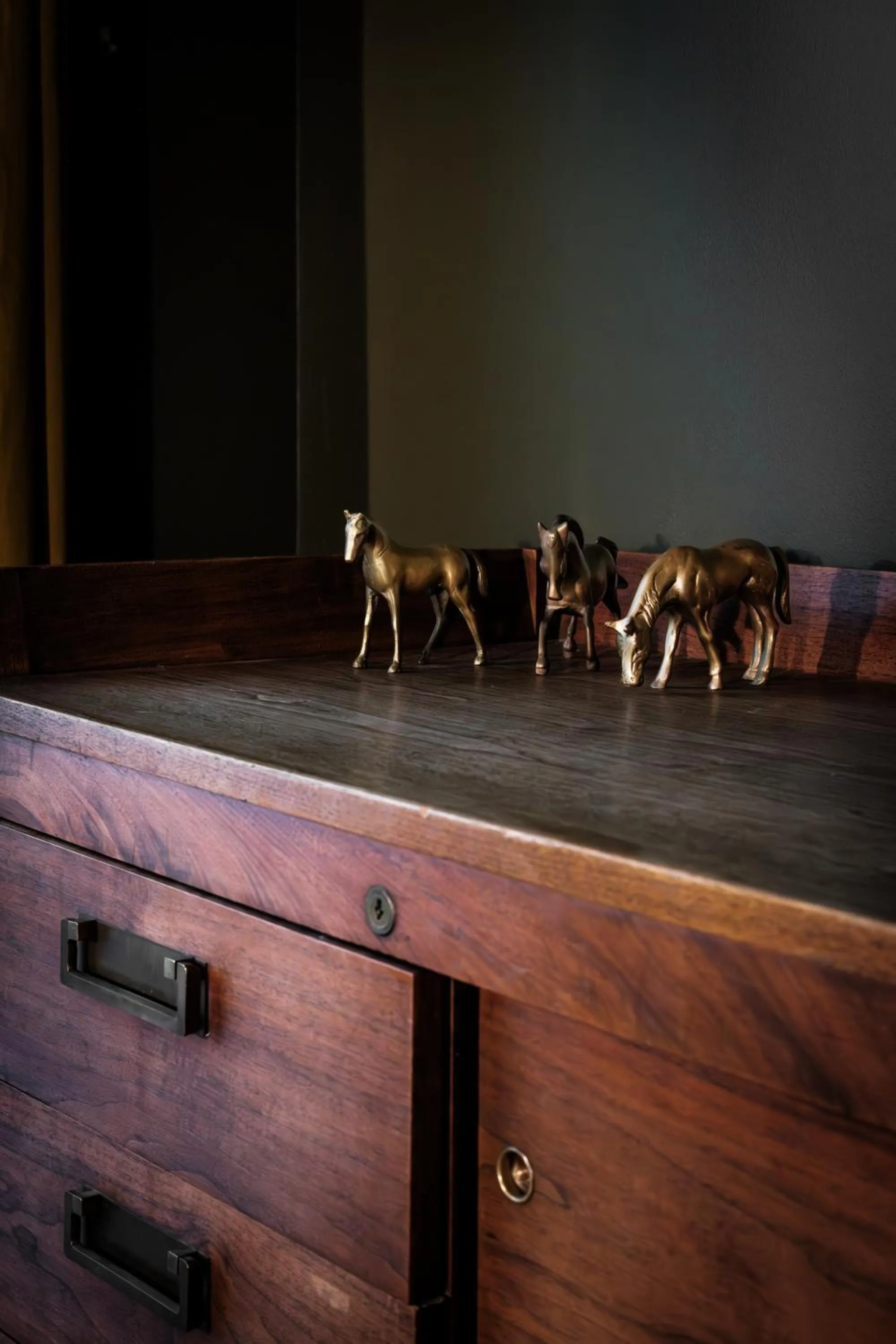 Decorative detail in Mellow Moon Lodge