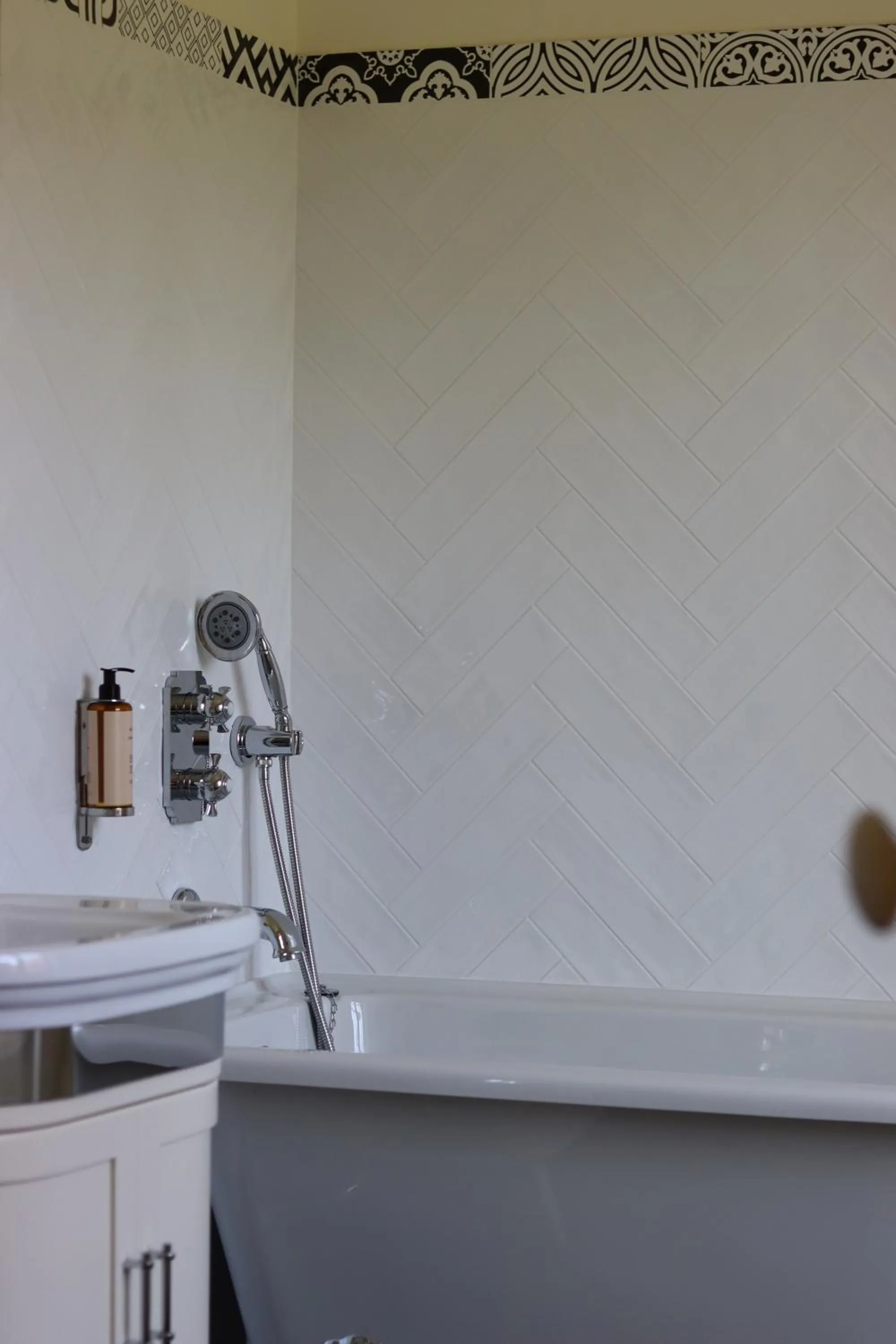 Bathroom in Château Saint Gilles - Bayeux