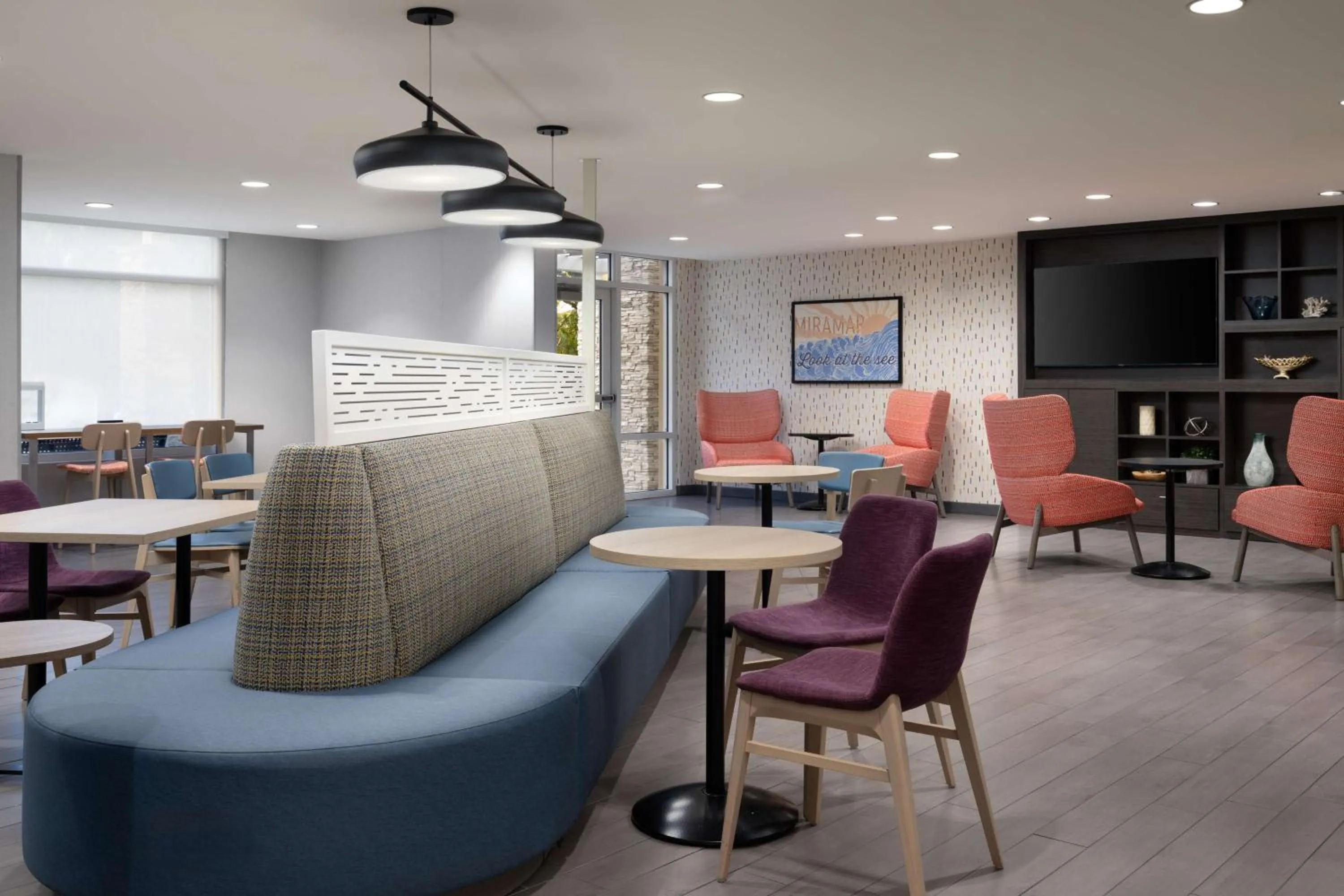 Lobby or reception in Home2 Suites by Hilton Miramar Ft. Lauderdale