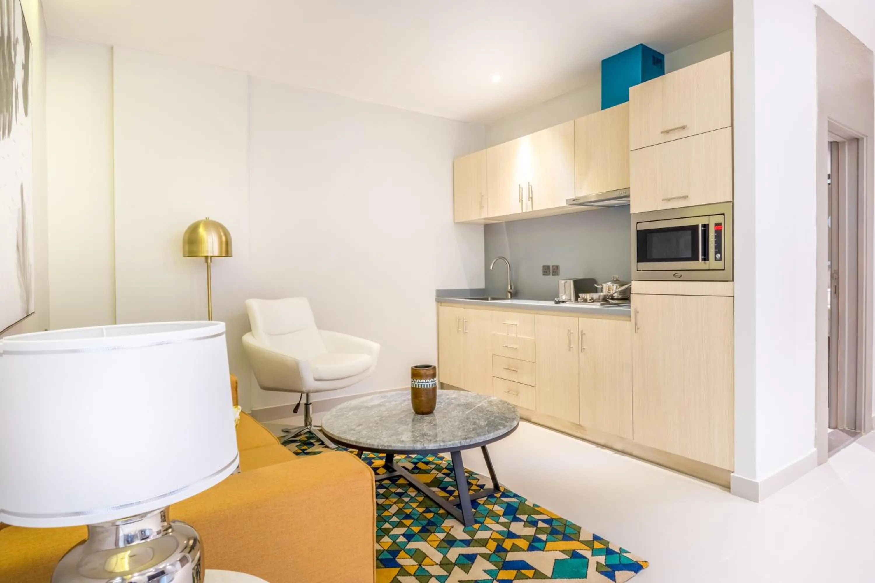 Kitchen or kitchenette in Ewaa Express Hotel - Buraydah