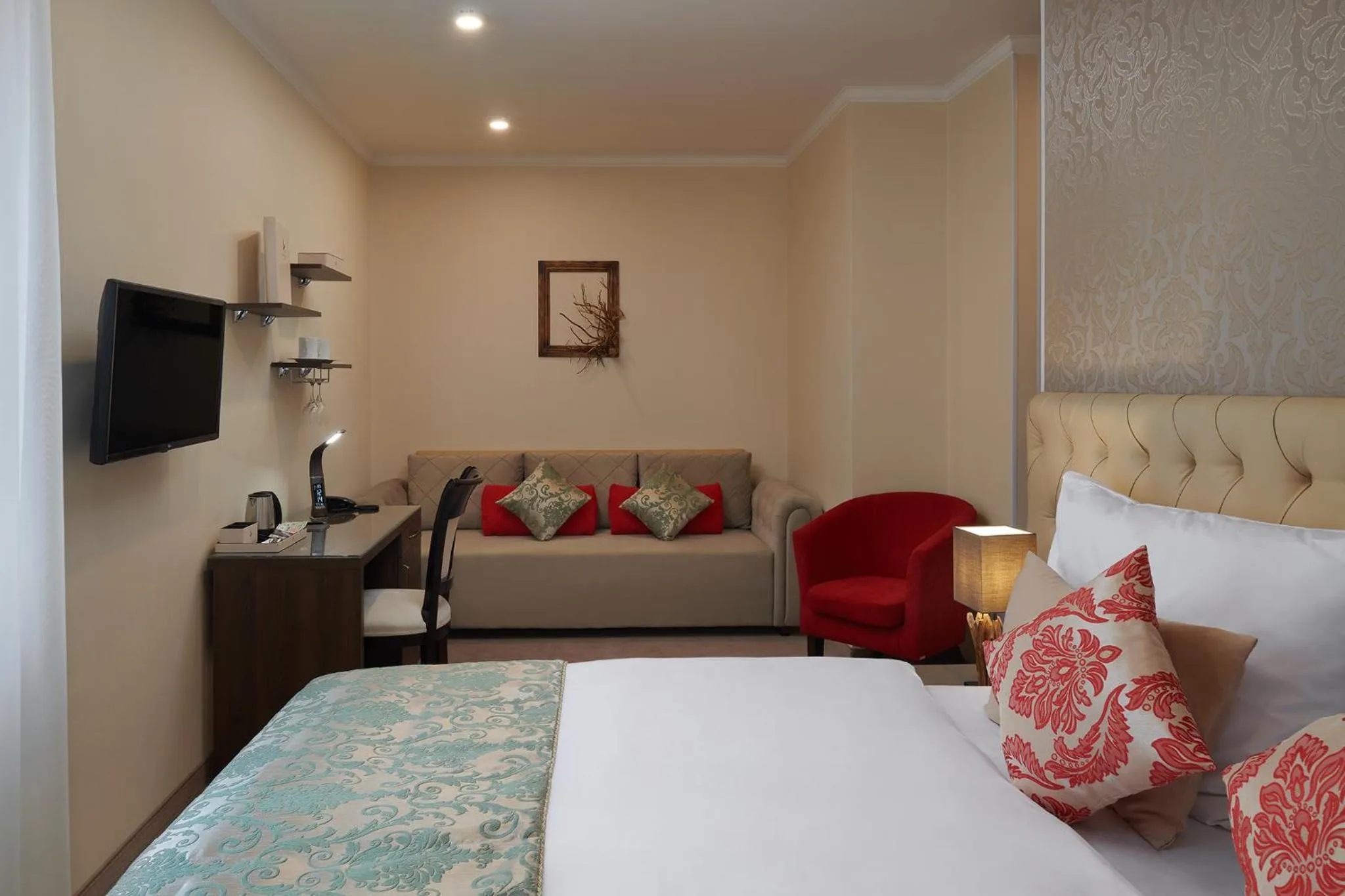 Bed in Honour and Grace Hotel