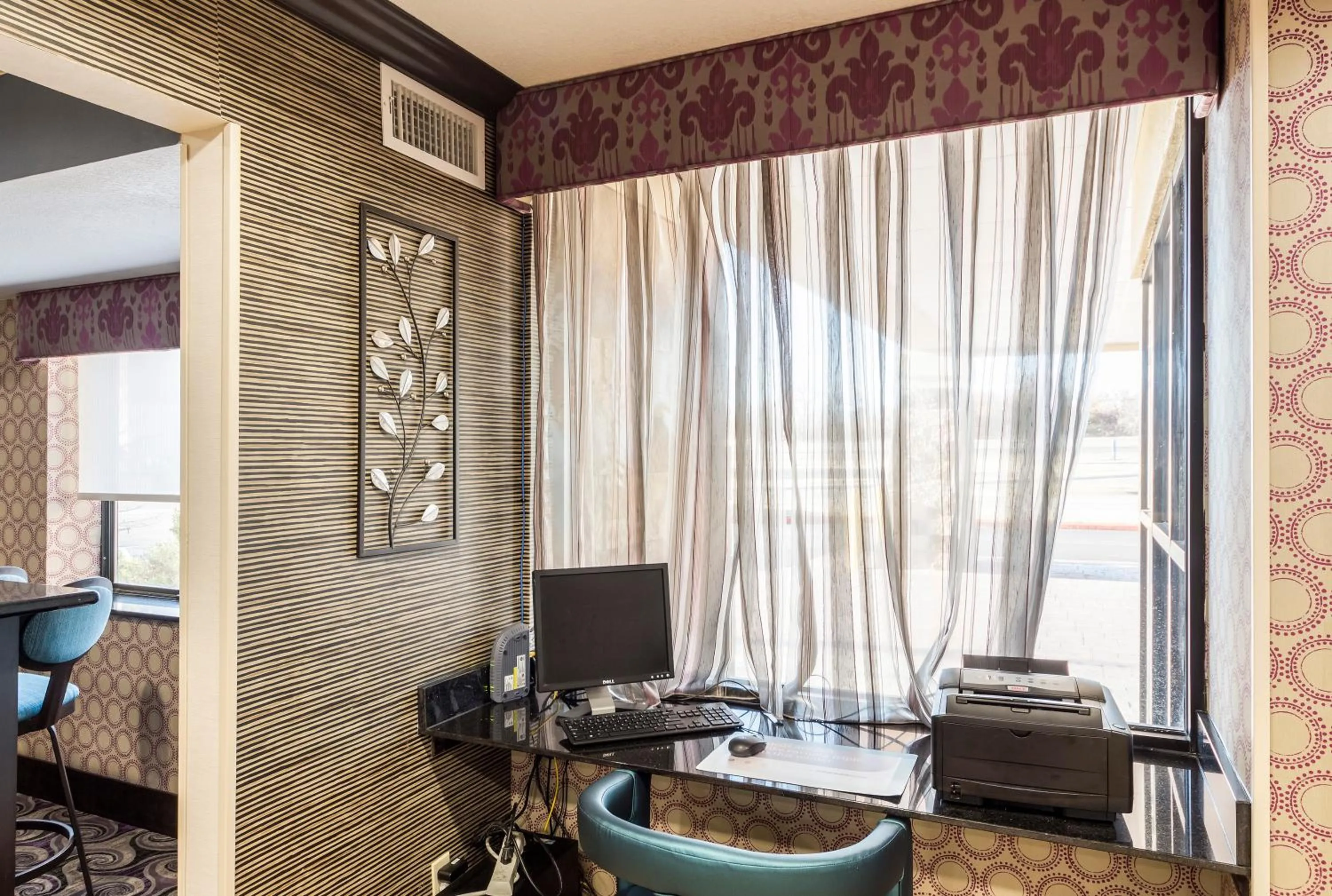 Comfort Inn Tulsa Midtown