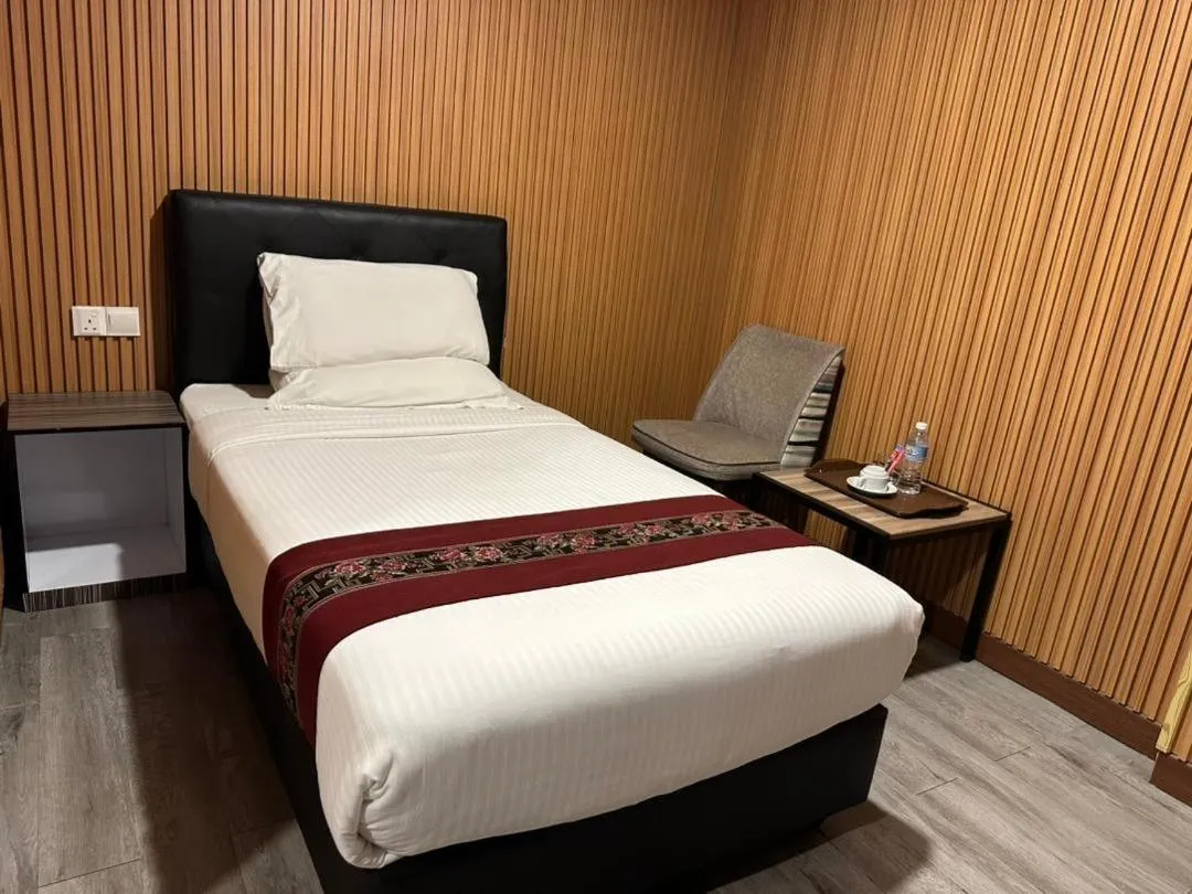 Bed in SS Hotel Seremban