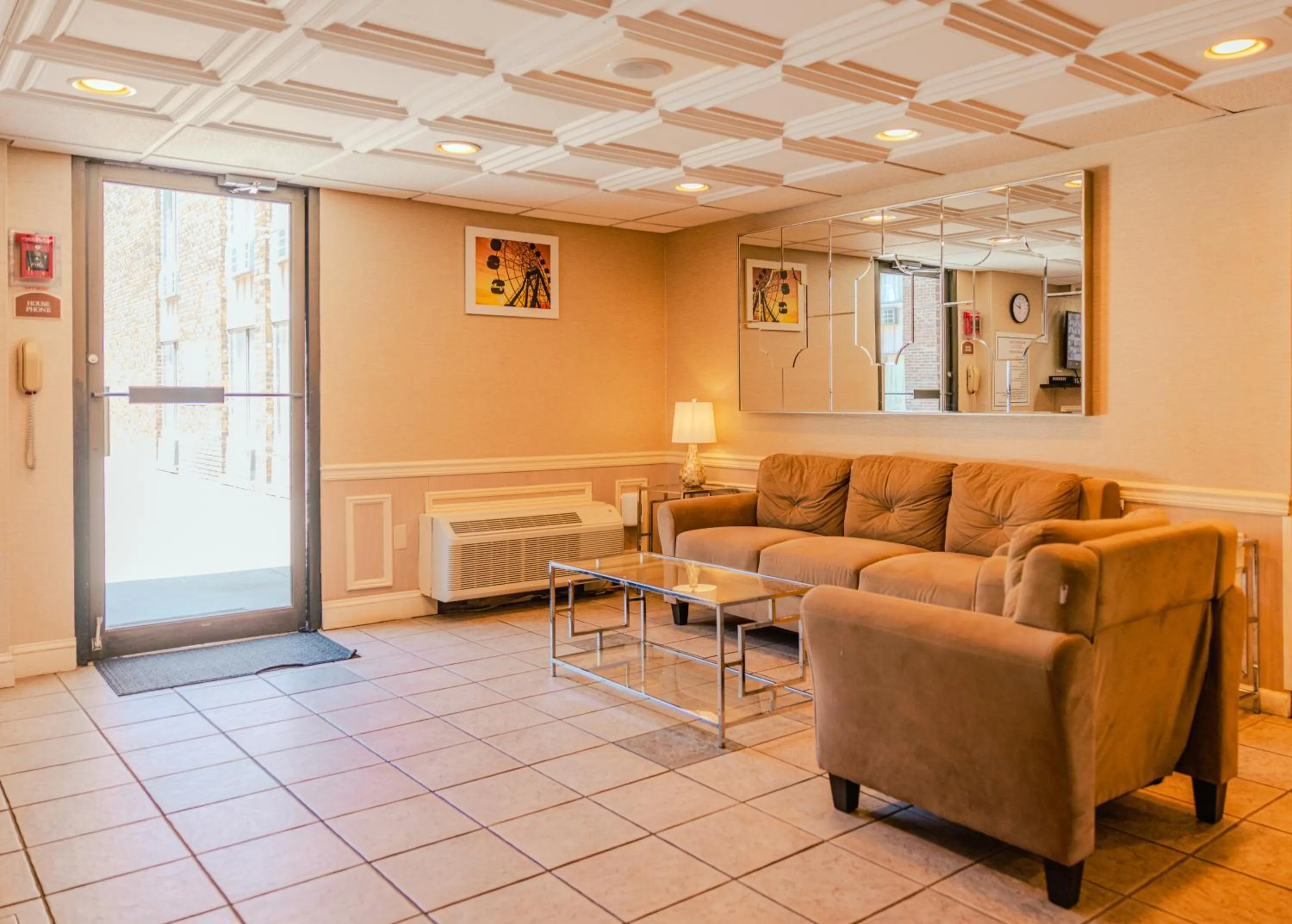 Lobby or reception in Days Inn by Wyndham East Windsor/Hightstown