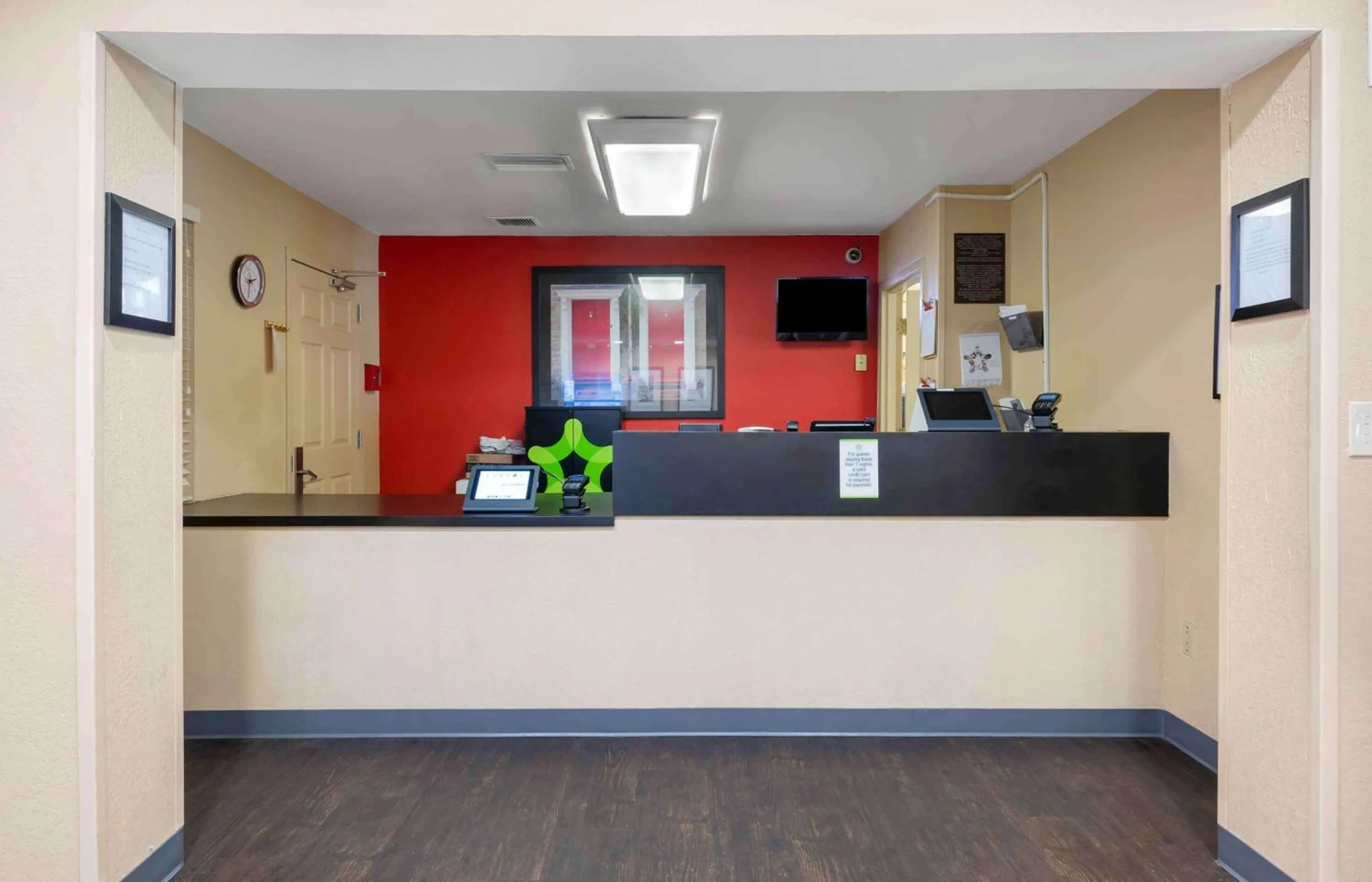 Lobby or reception in Extended Stay America Select Suites - Jacksonville Salisbury Rd Southpoint