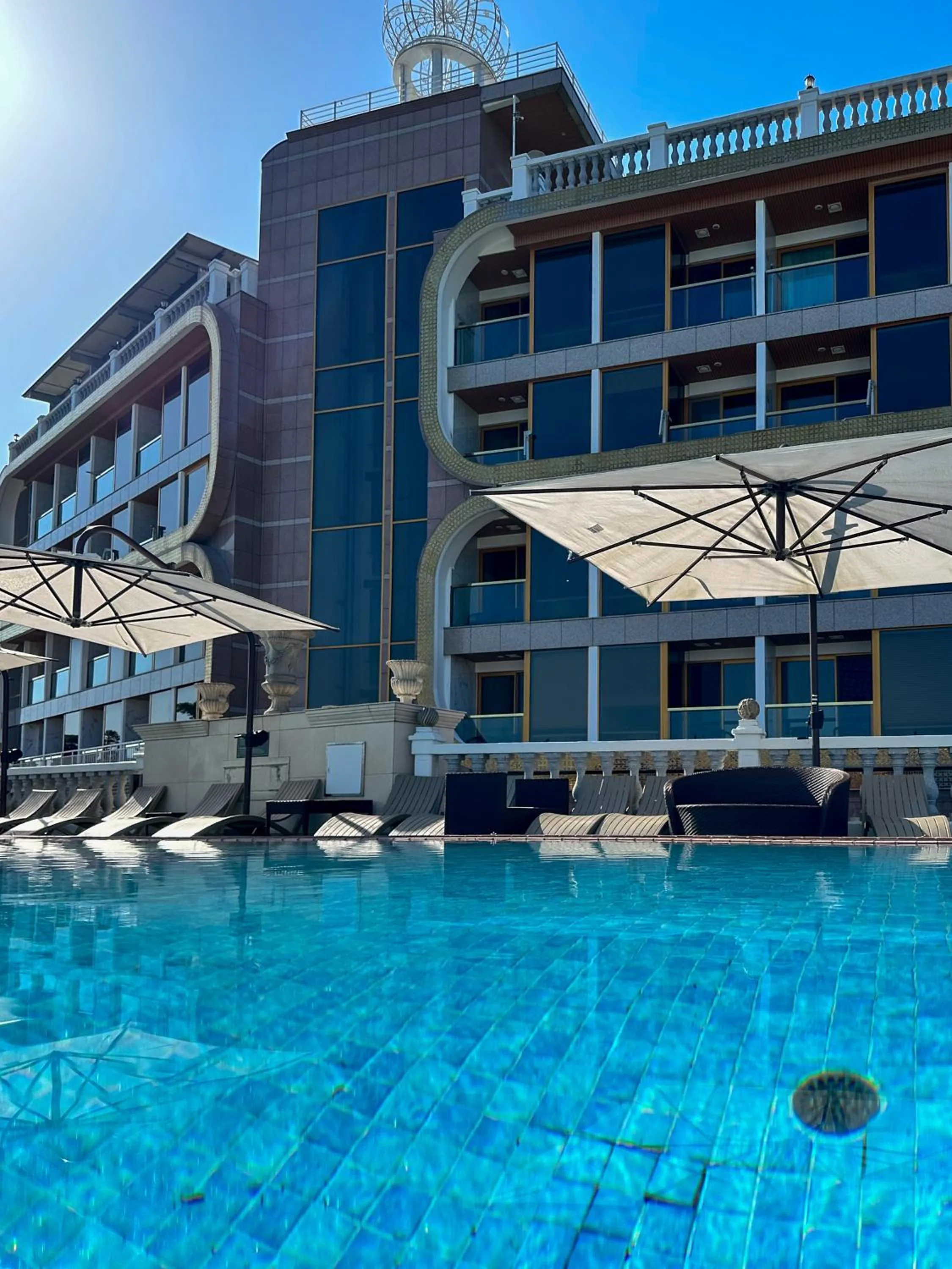 Property building in GoldOne Hotel & Suites