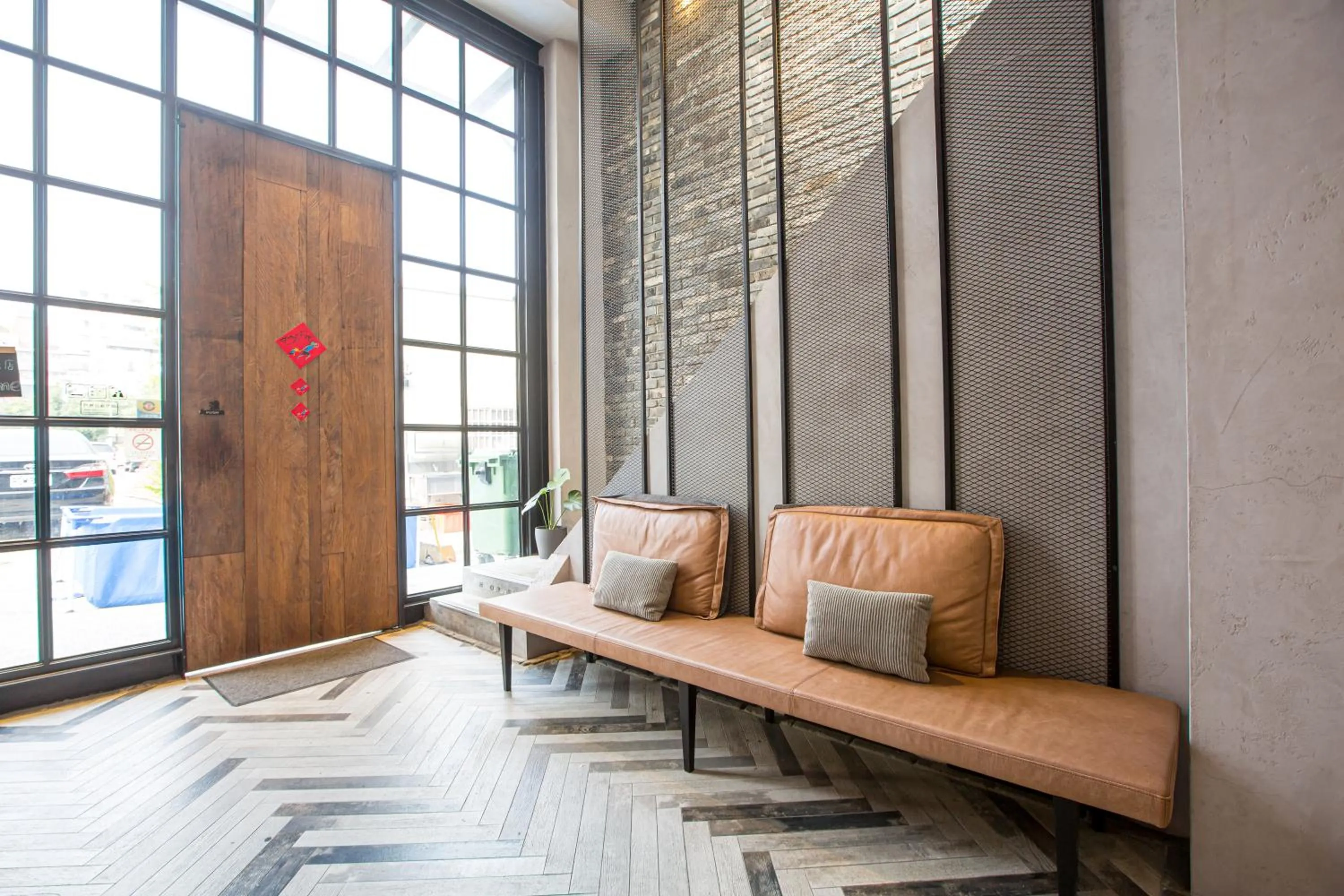 Property building in Easylazy Inn