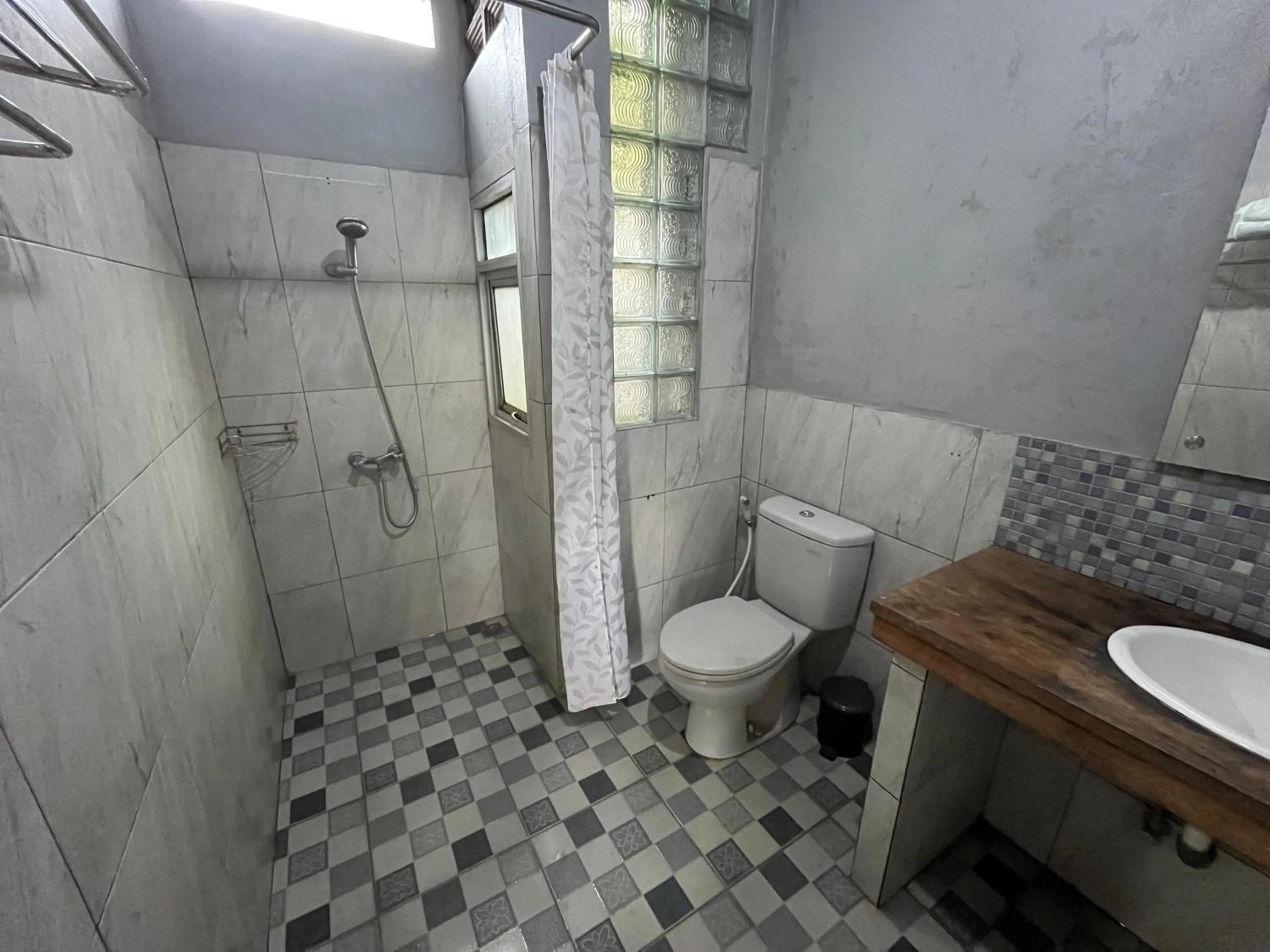 Saka Homestay Boutique & Cafe