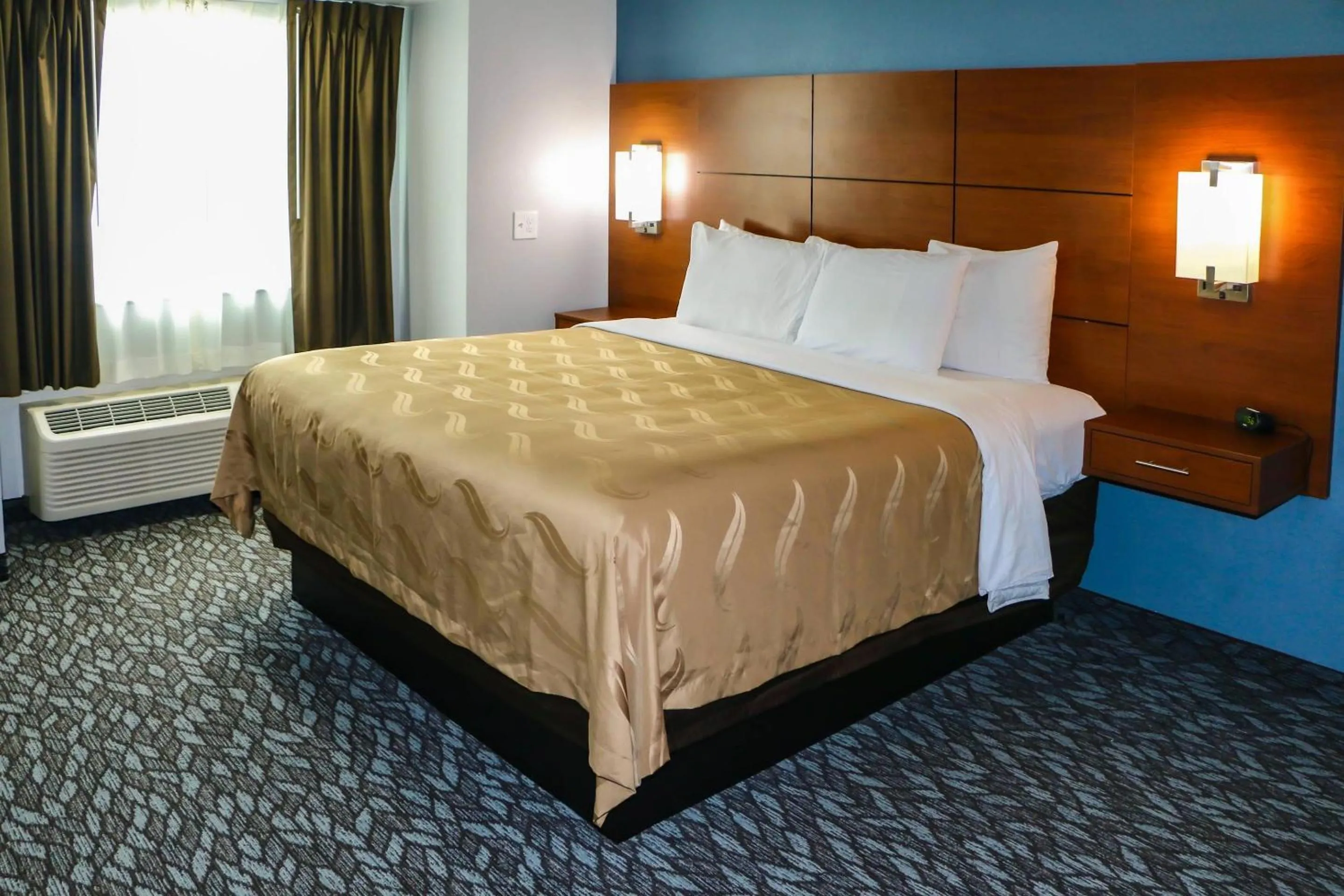 Bedroom, Bed in Quality Inn & Suites Watertown Fort Drum