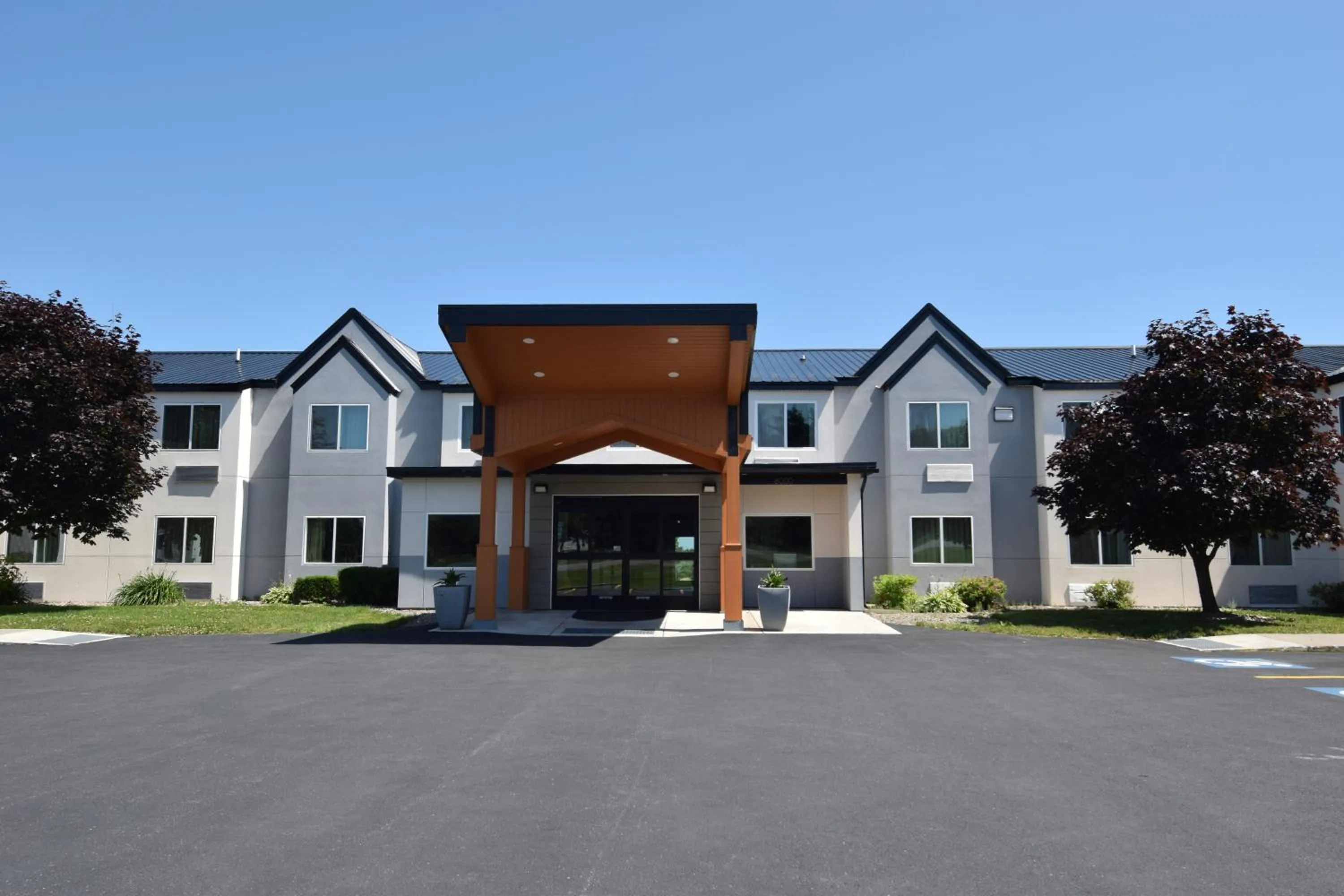 Quality Inn & Suites Watertown Fort Drum