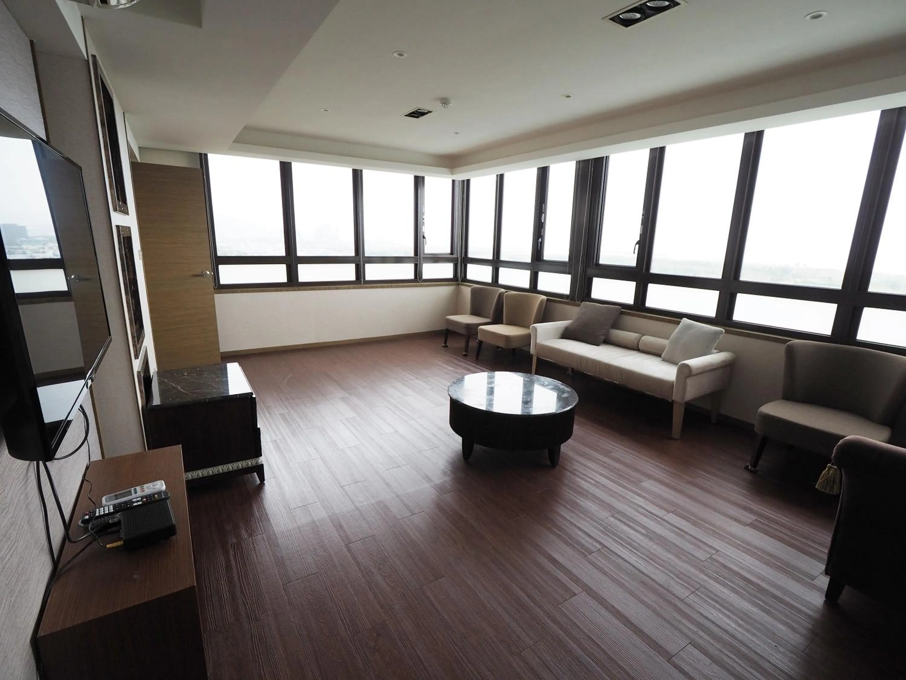 Living room in Kailan Hotel