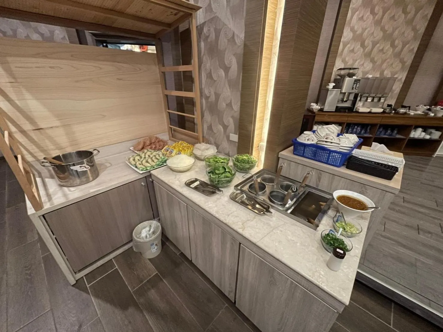 Dinner in Kailan Hotel