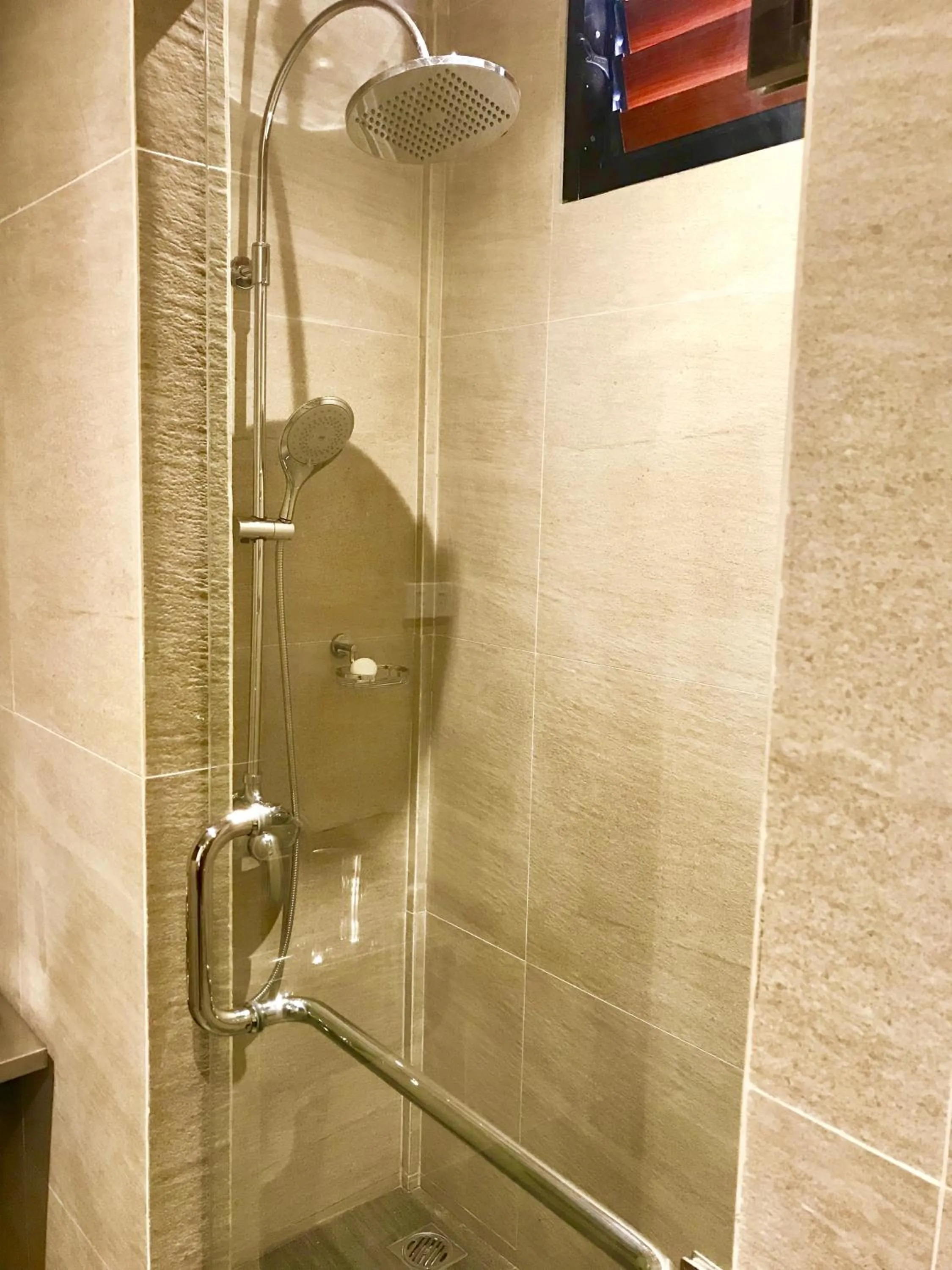 Shower in Yadua Bay Resort & Villas