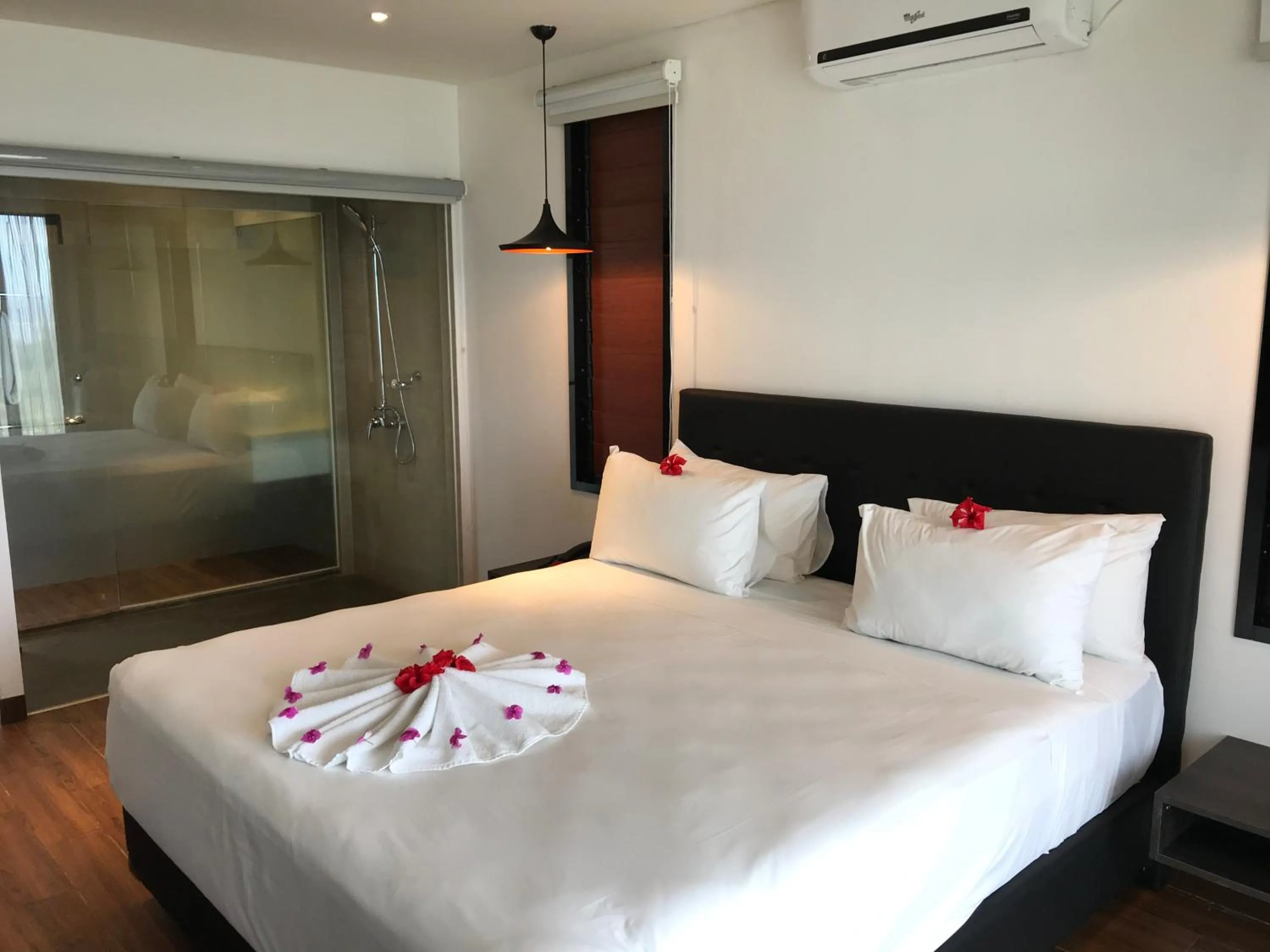 Bed in Yadua Bay Resort & Villas