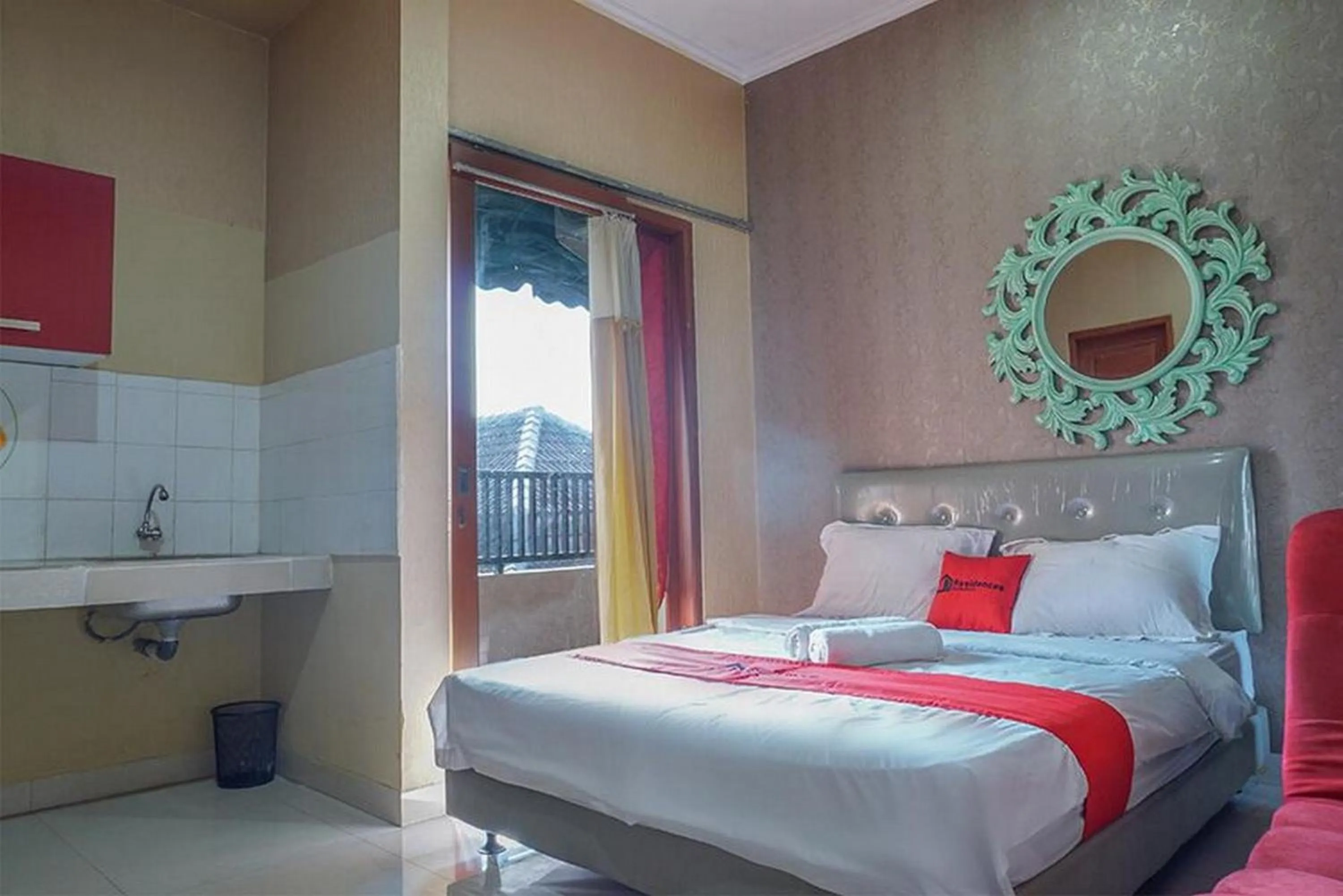 Bedroom, Bed in RedDoorz near Kemang Square