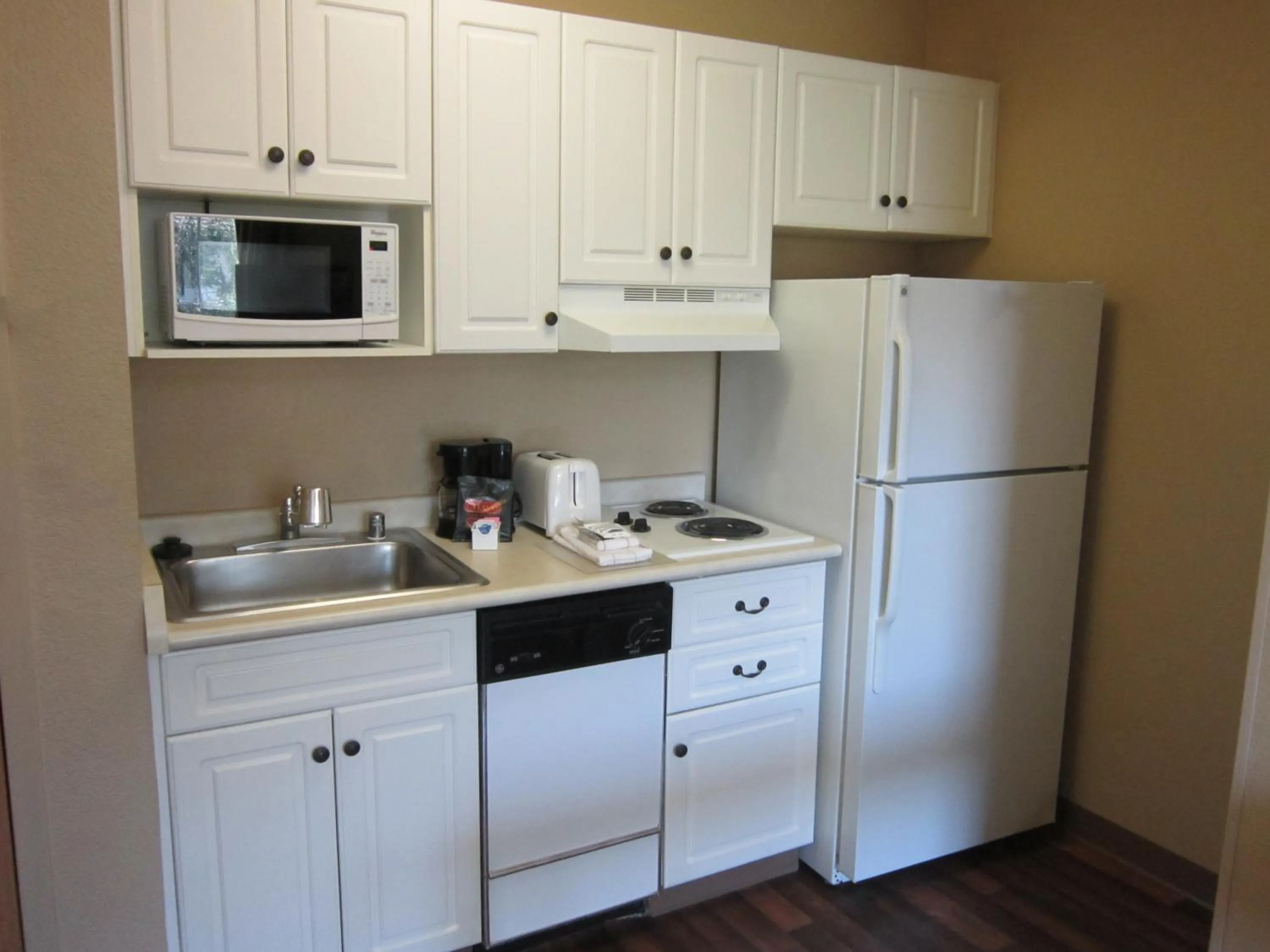 Kitchen or kitchenette in Extended Stay America Suites - Boston - Woburn