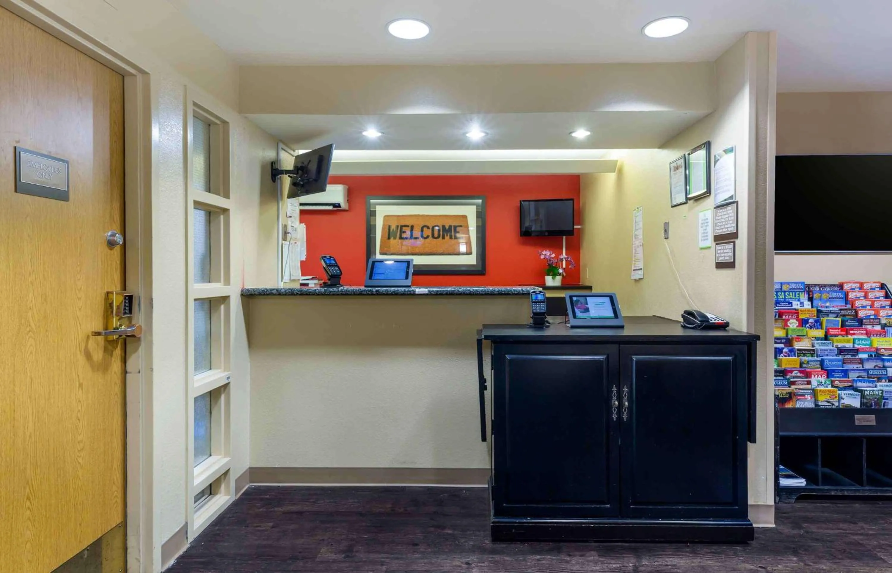 Lobby or reception in Extended Stay America Suites - Boston - Woburn