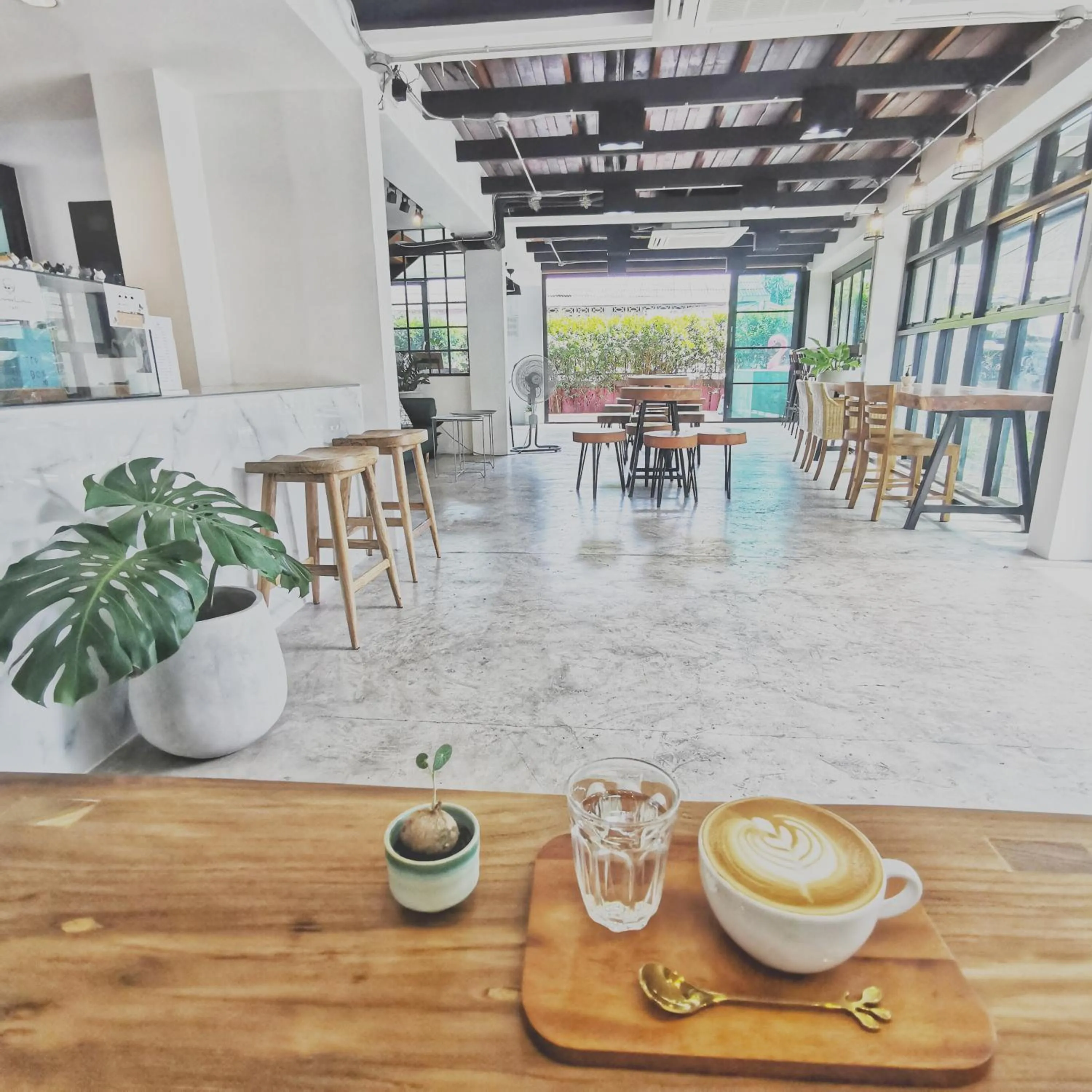 Non alcoholic drinks in Stay Here Hostel