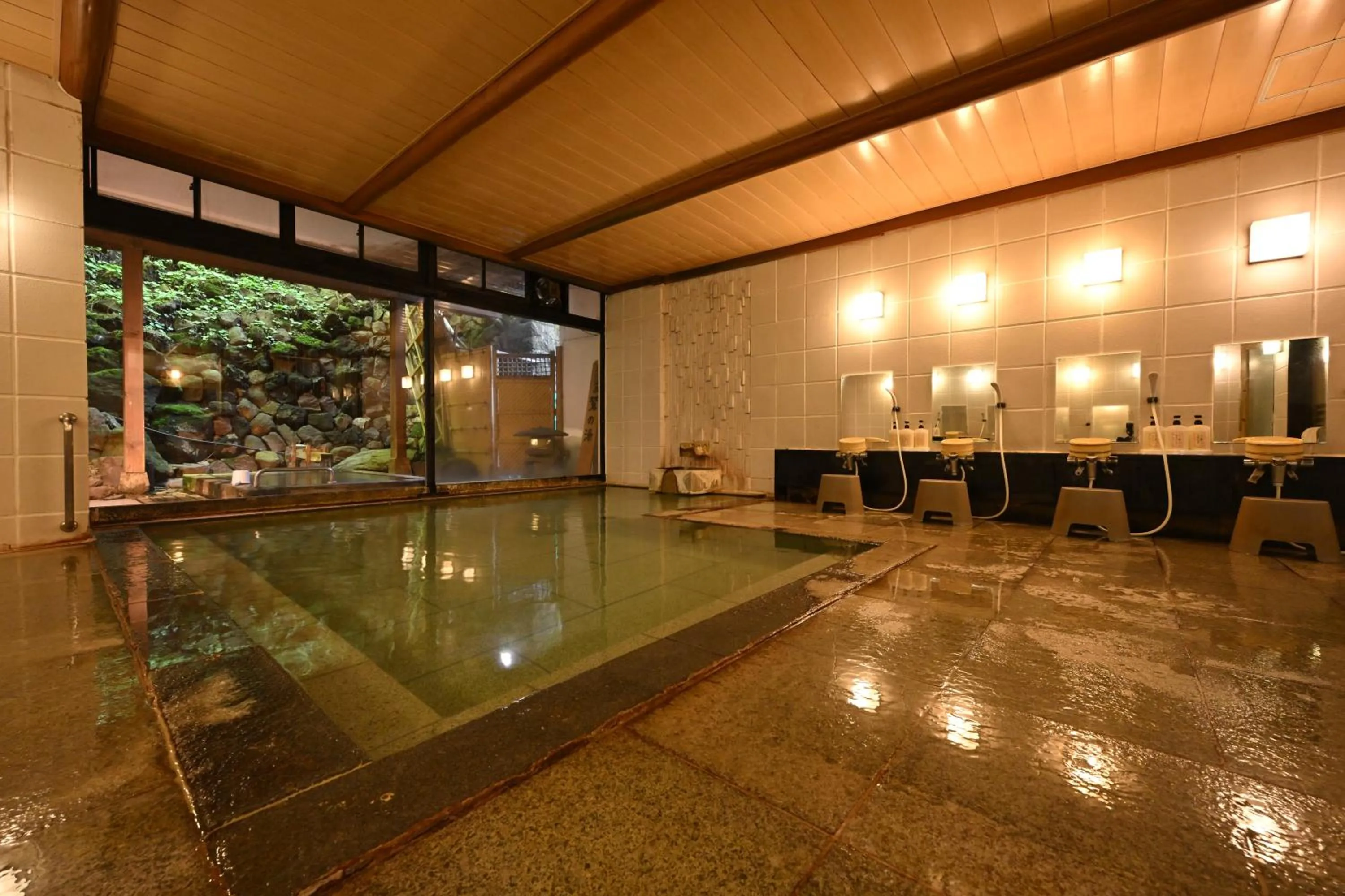 Public Bath in Osakaya Ryokan