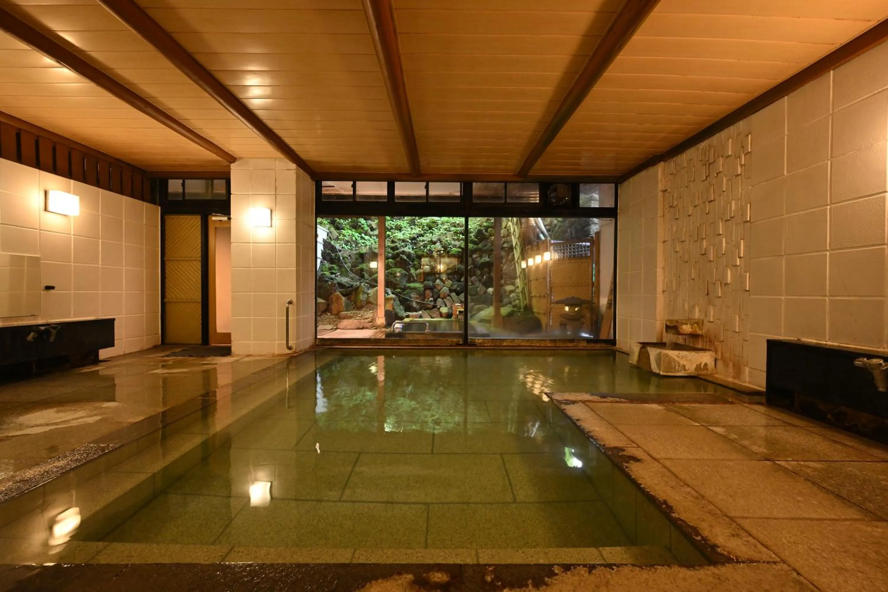 Public Bath in Osakaya Ryokan