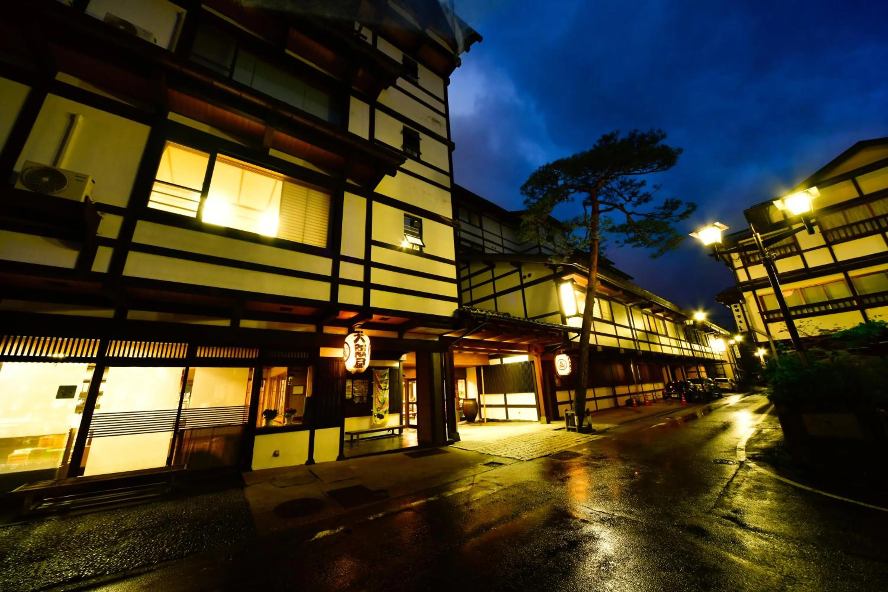Property building in Osakaya Ryokan