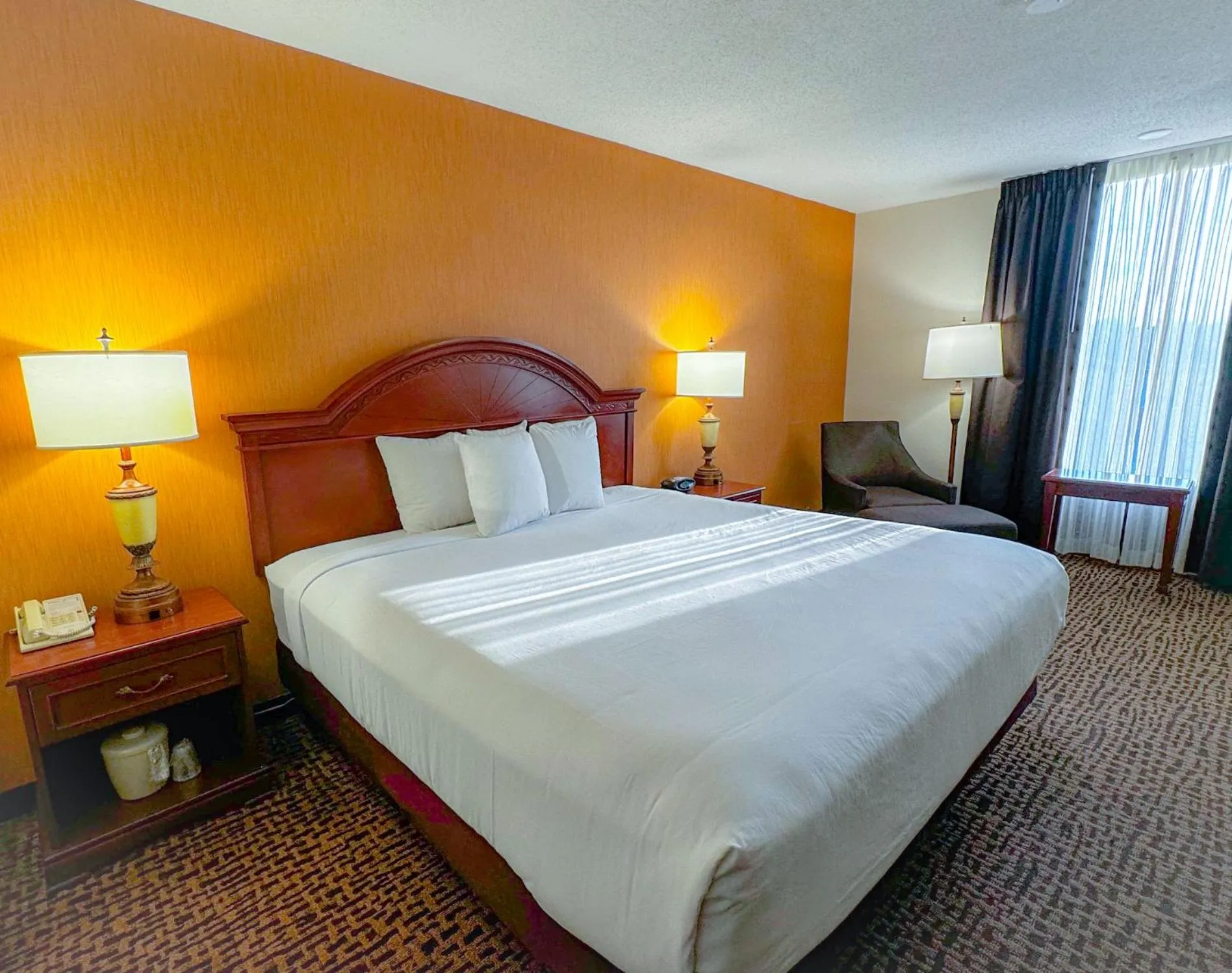 Bed in Wingate by Wyndham St Louis-Fenton Route 66