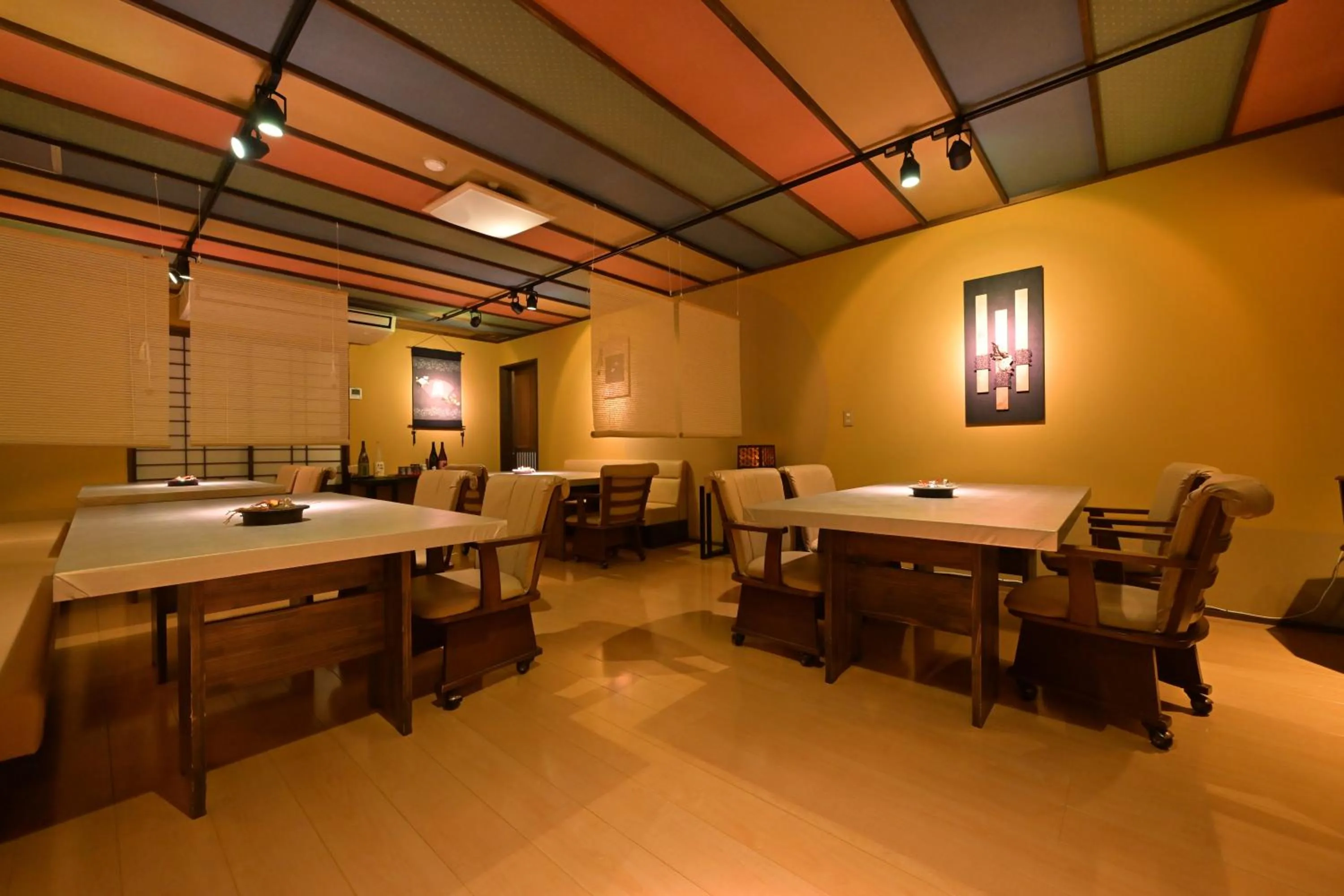 Restaurant/places to eat in Akari no Yado Okabe