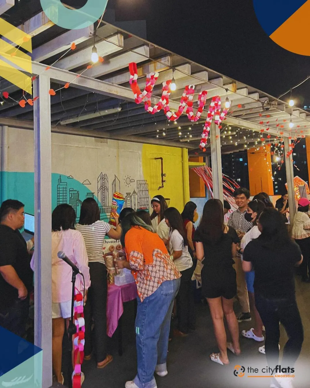 People in The City Flats Amorsolo