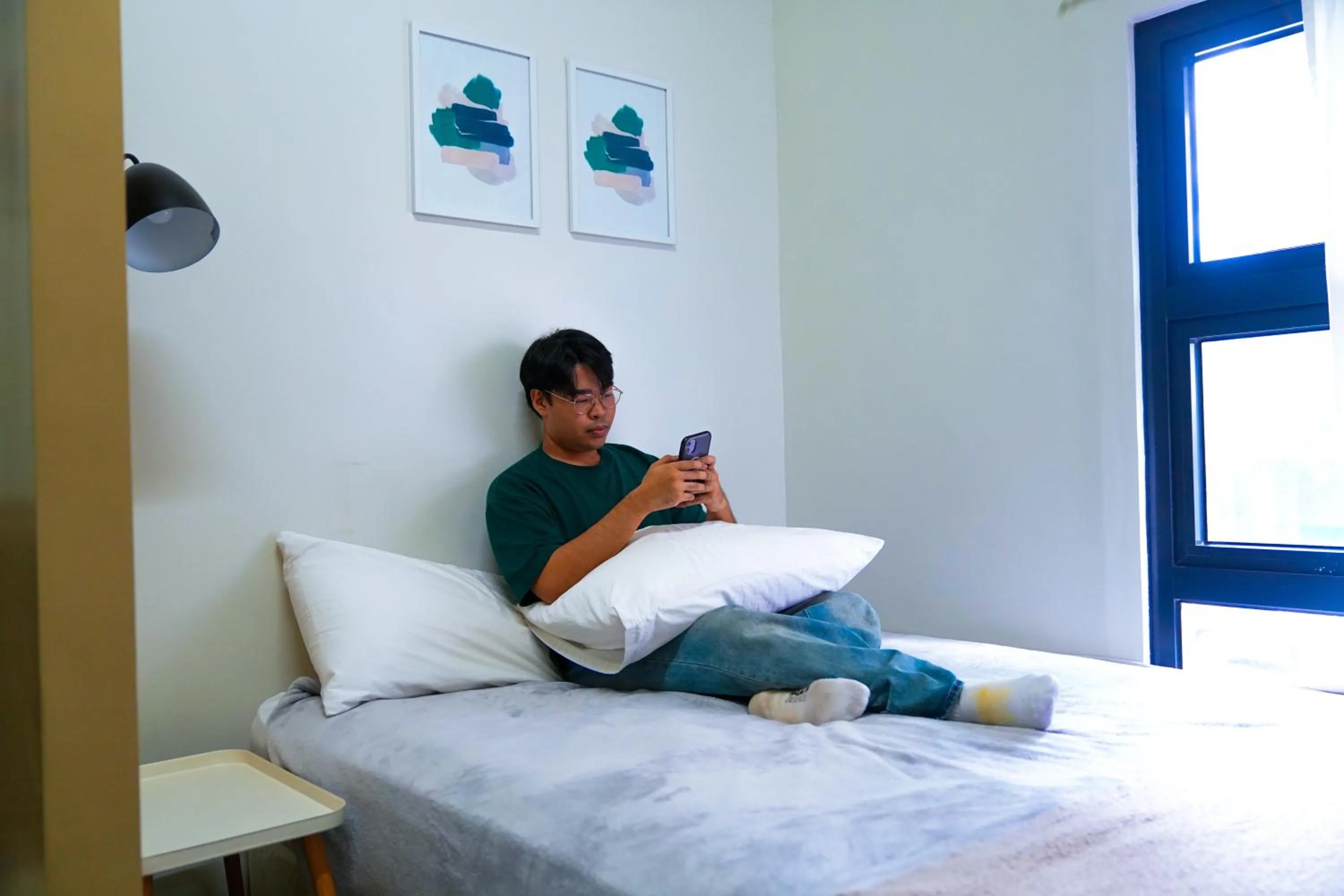 Bed in The City Flats Amorsolo