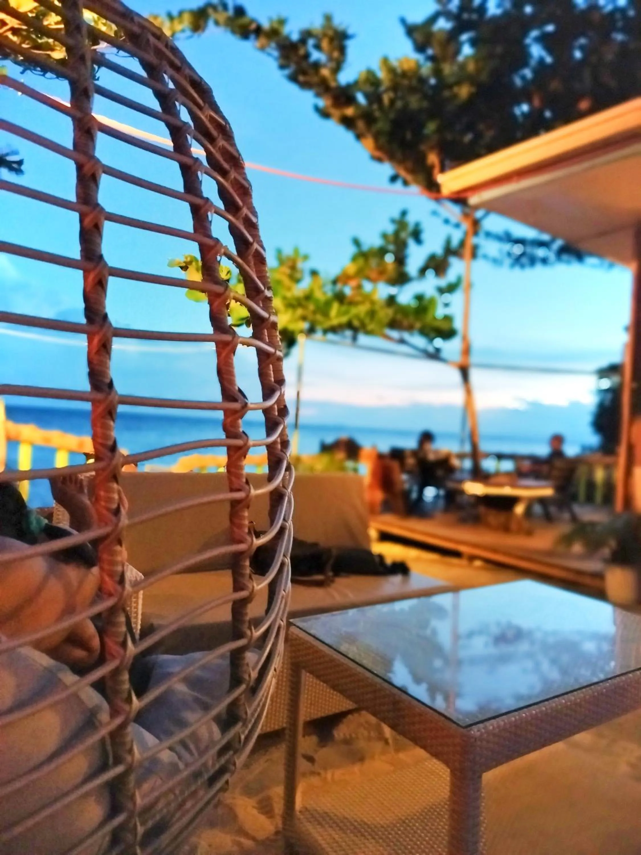 Restaurant/places to eat in Swakihan Guest House