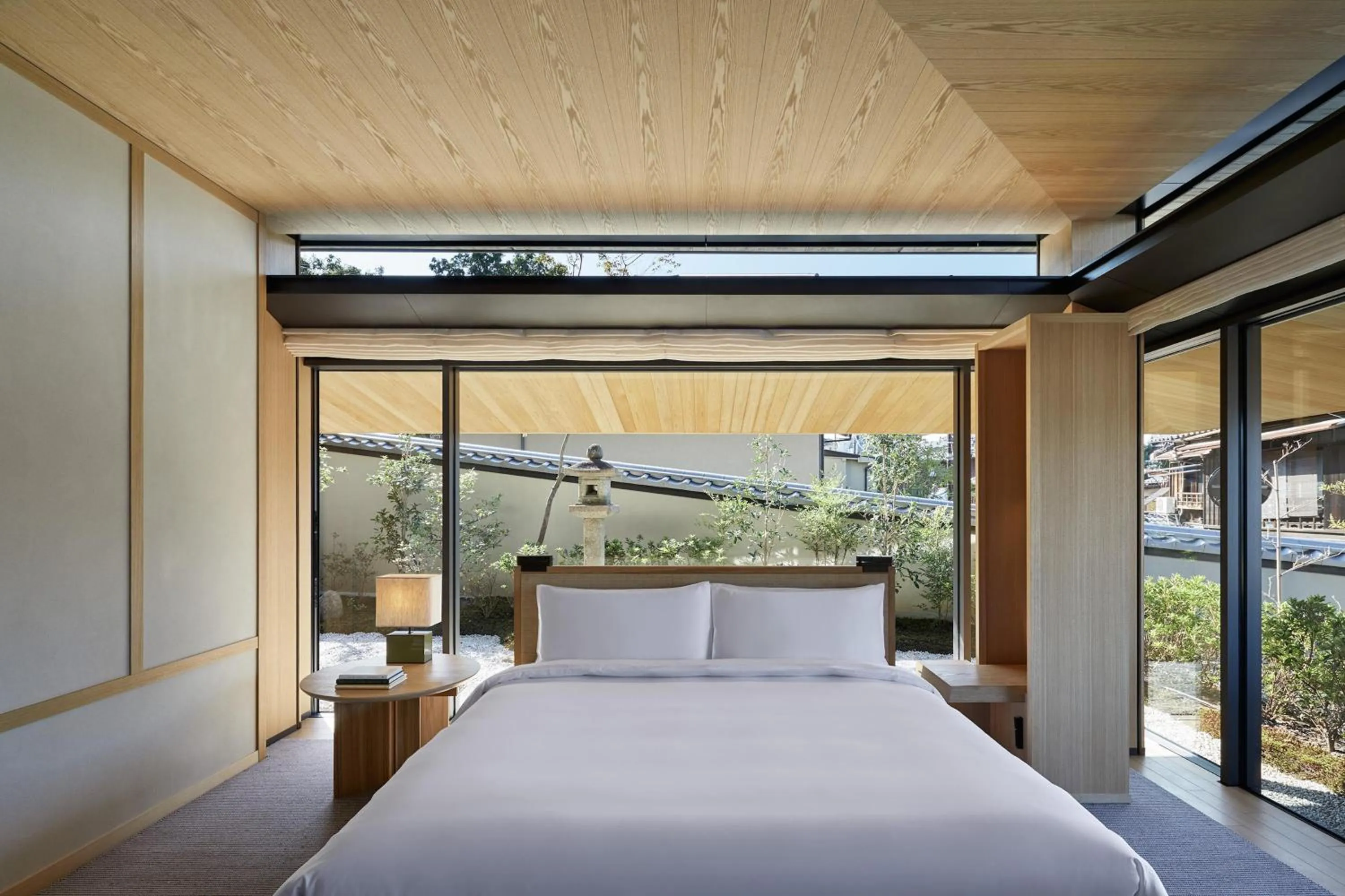 Photo of the whole room, Bed in Park Hyatt Kyoto